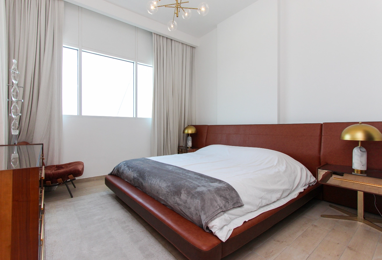 Fully Furnished | Ready to Move in | Large Layout