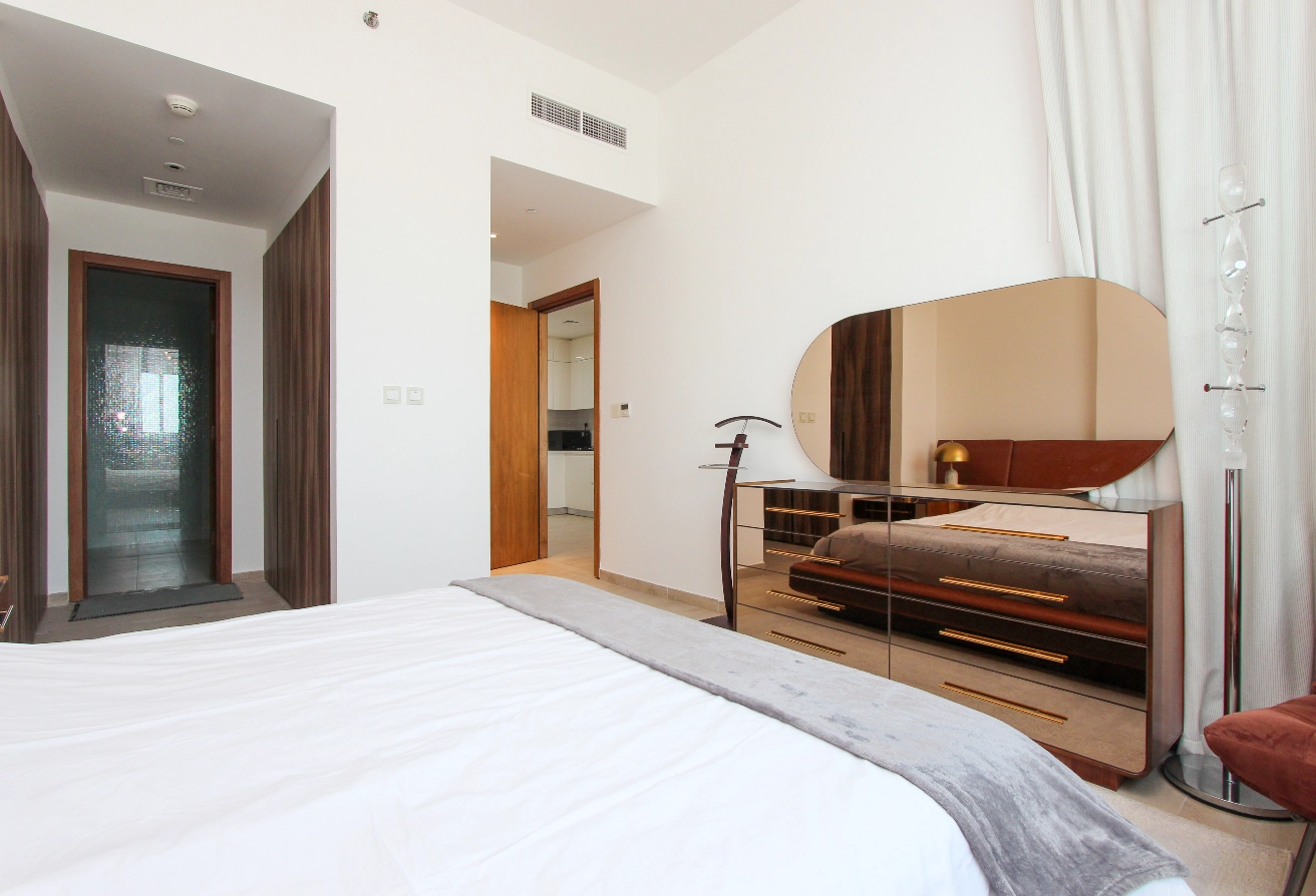 Fully Furnished | Ready to Move in | Large Layout