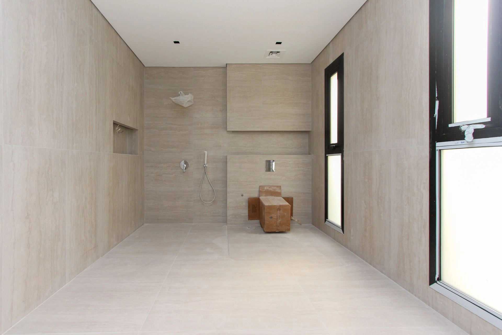 Luxury Villa | Brand New | Maids room