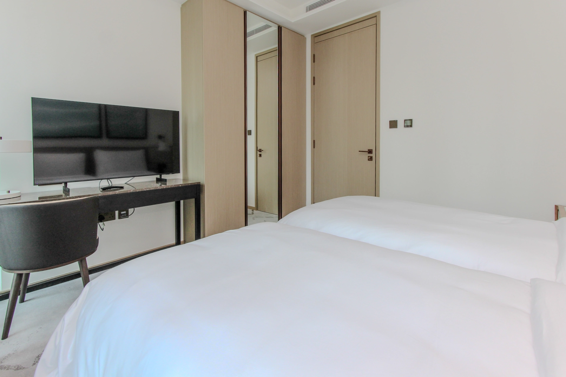 Sea and Burj View | Furnished | Vacant Now