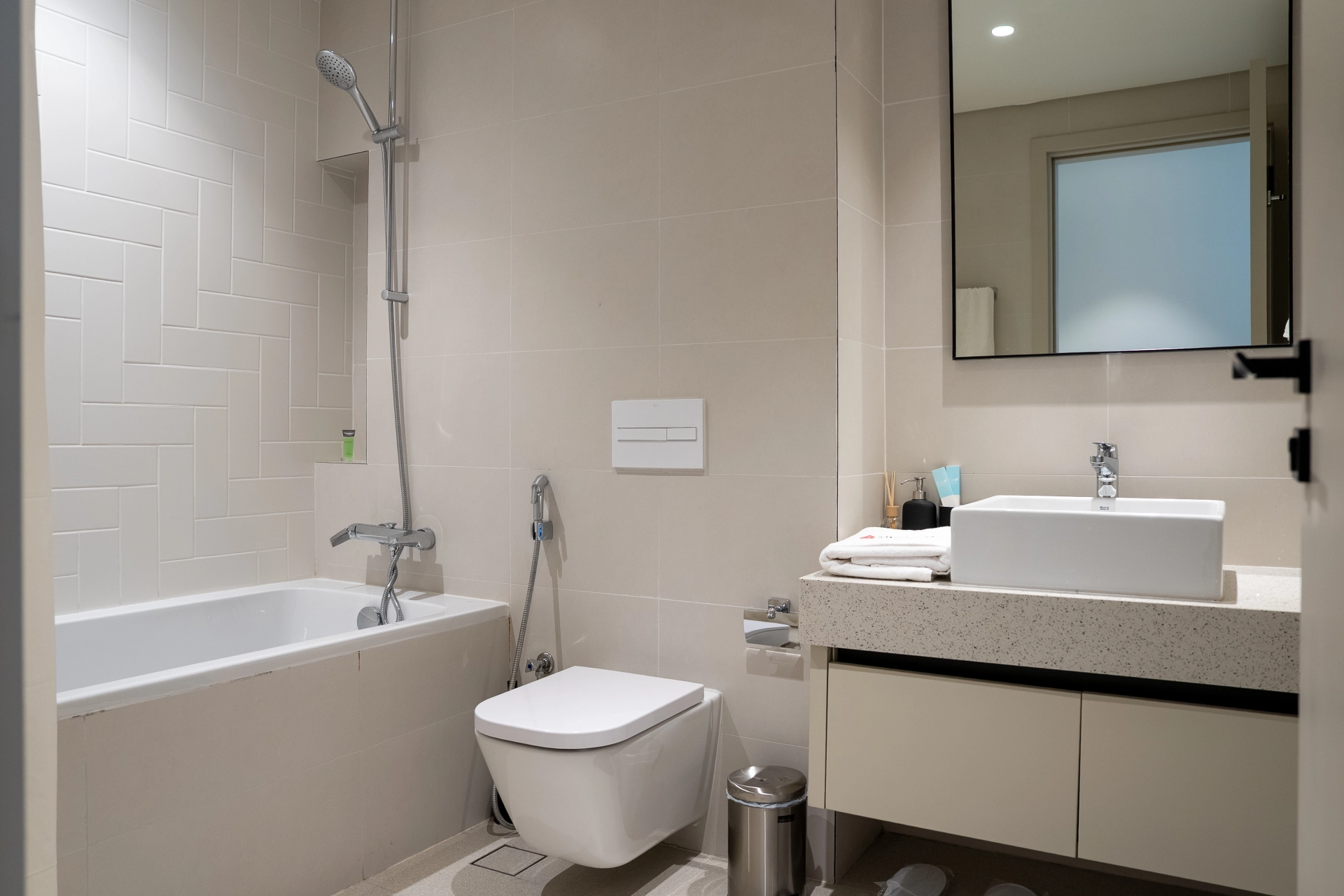 Fully Furnished | Sea View | Chiller Free