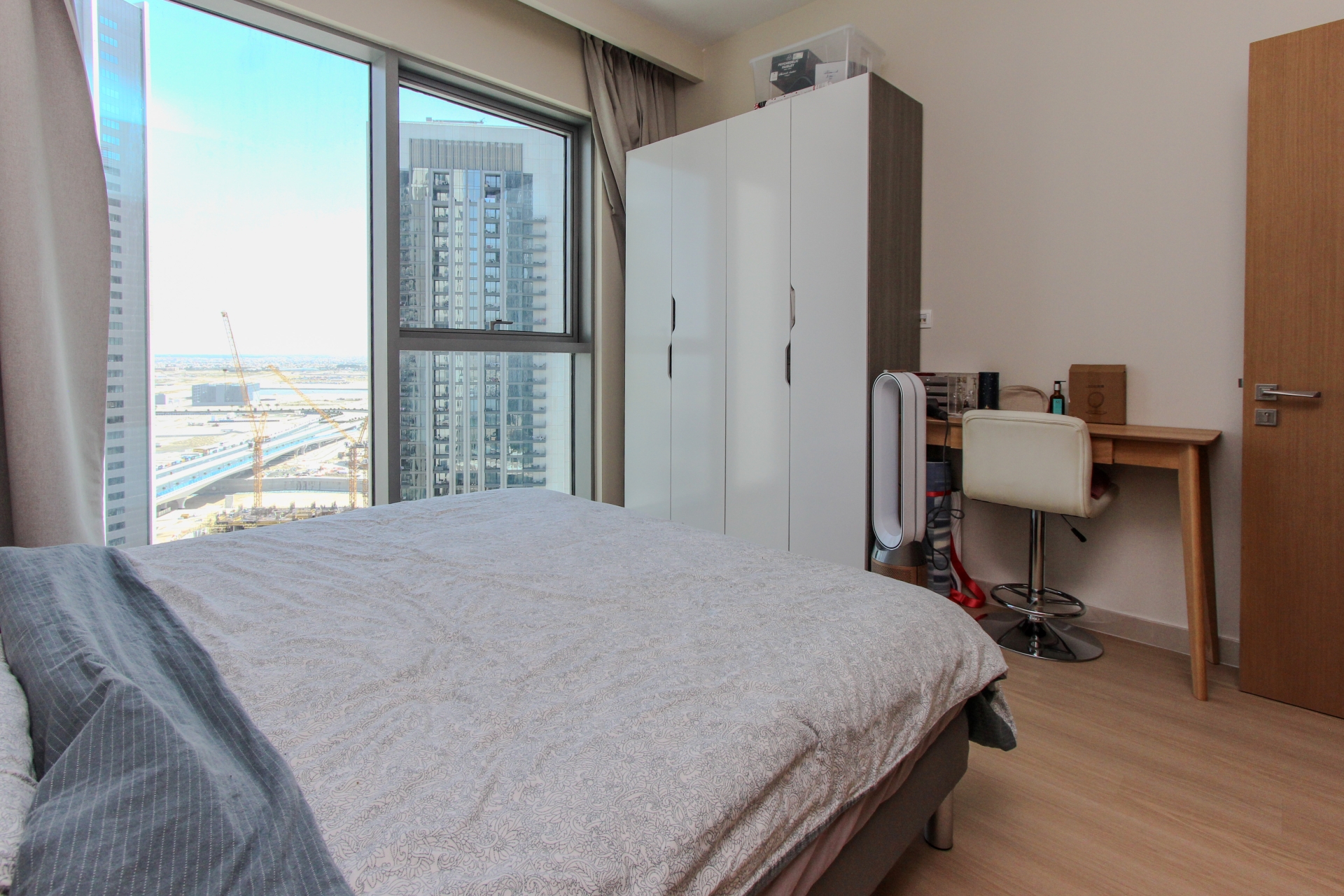 Canal and Park View  | Rented | Amazing layout