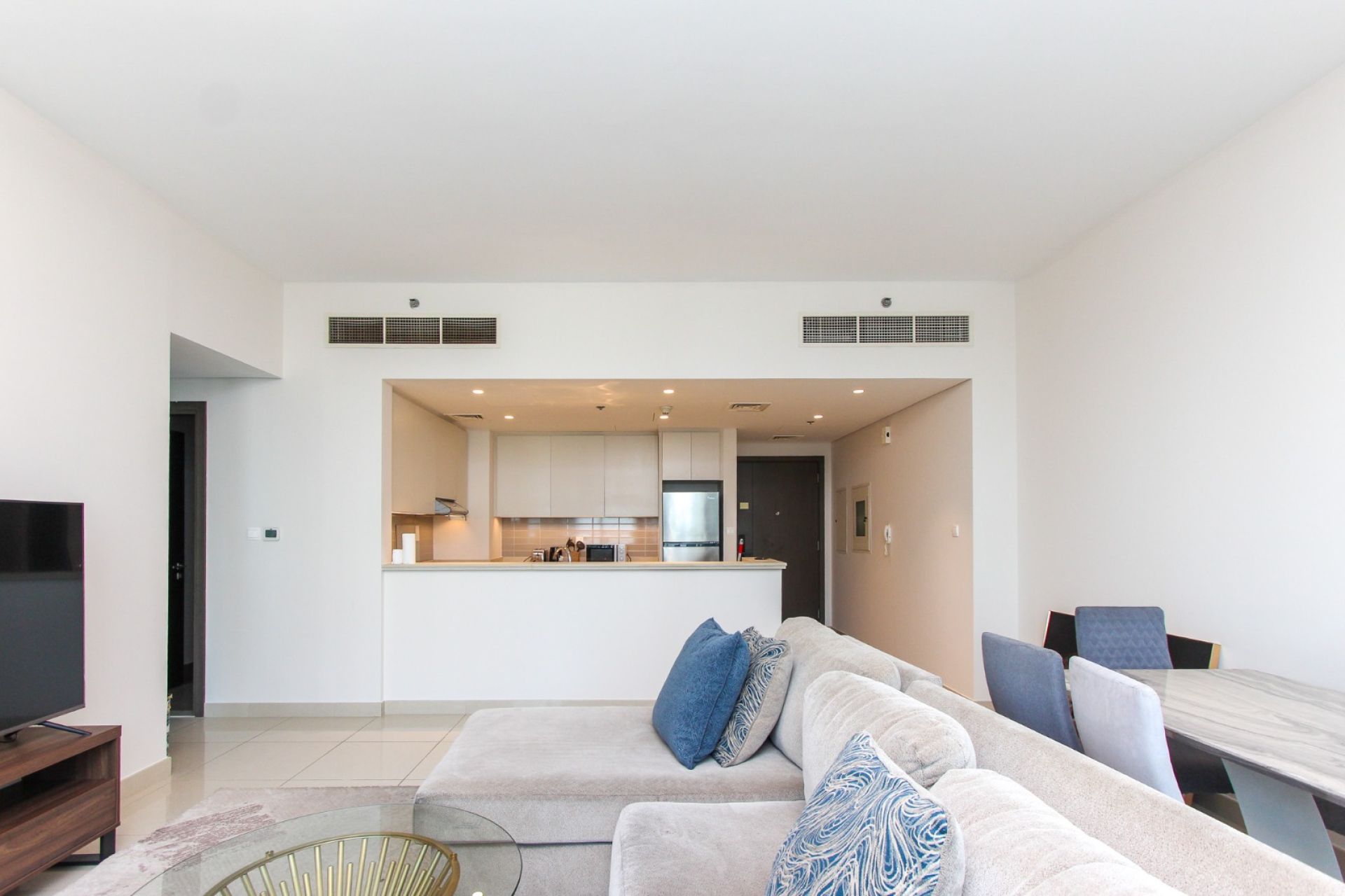 Vacant Soon | Mid Floor | Park and Canal View