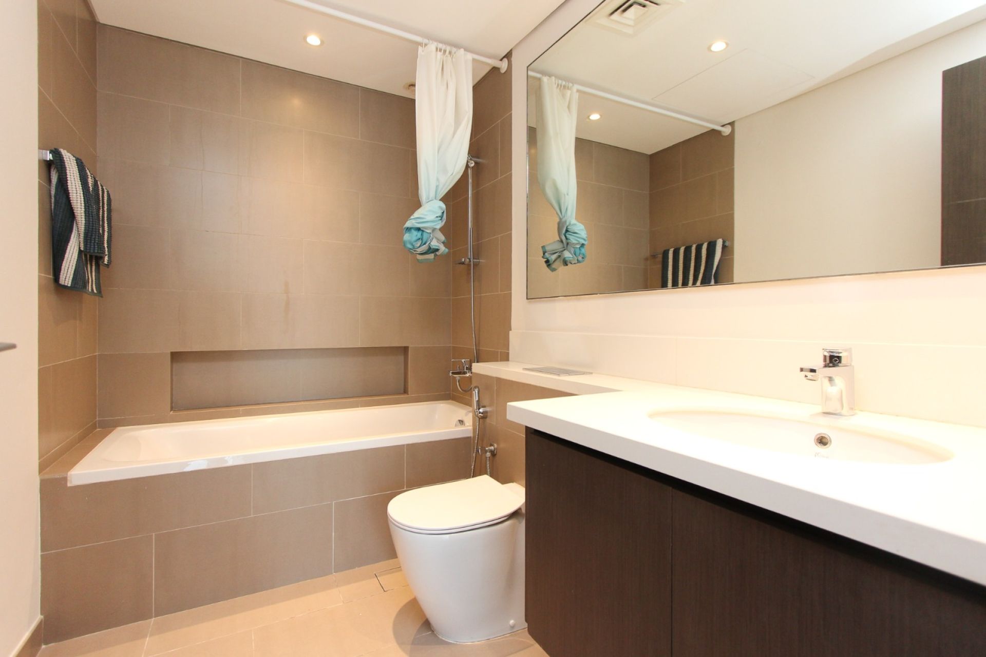 Vacant Soon | Mid Floor | Park and Canal View