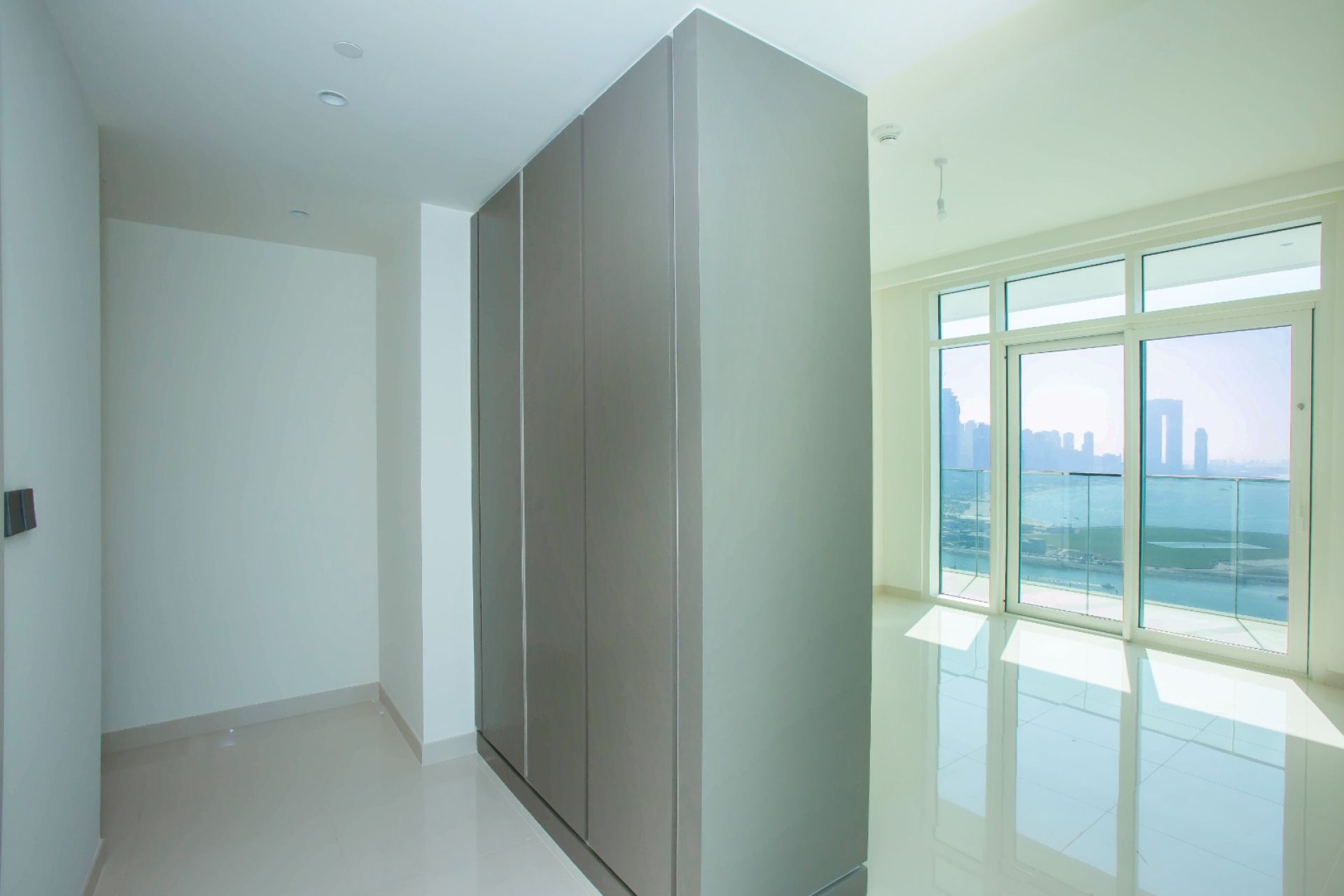 MARINA AND SEA VIEW | SPACIOUS | VACANT FROM MARCH