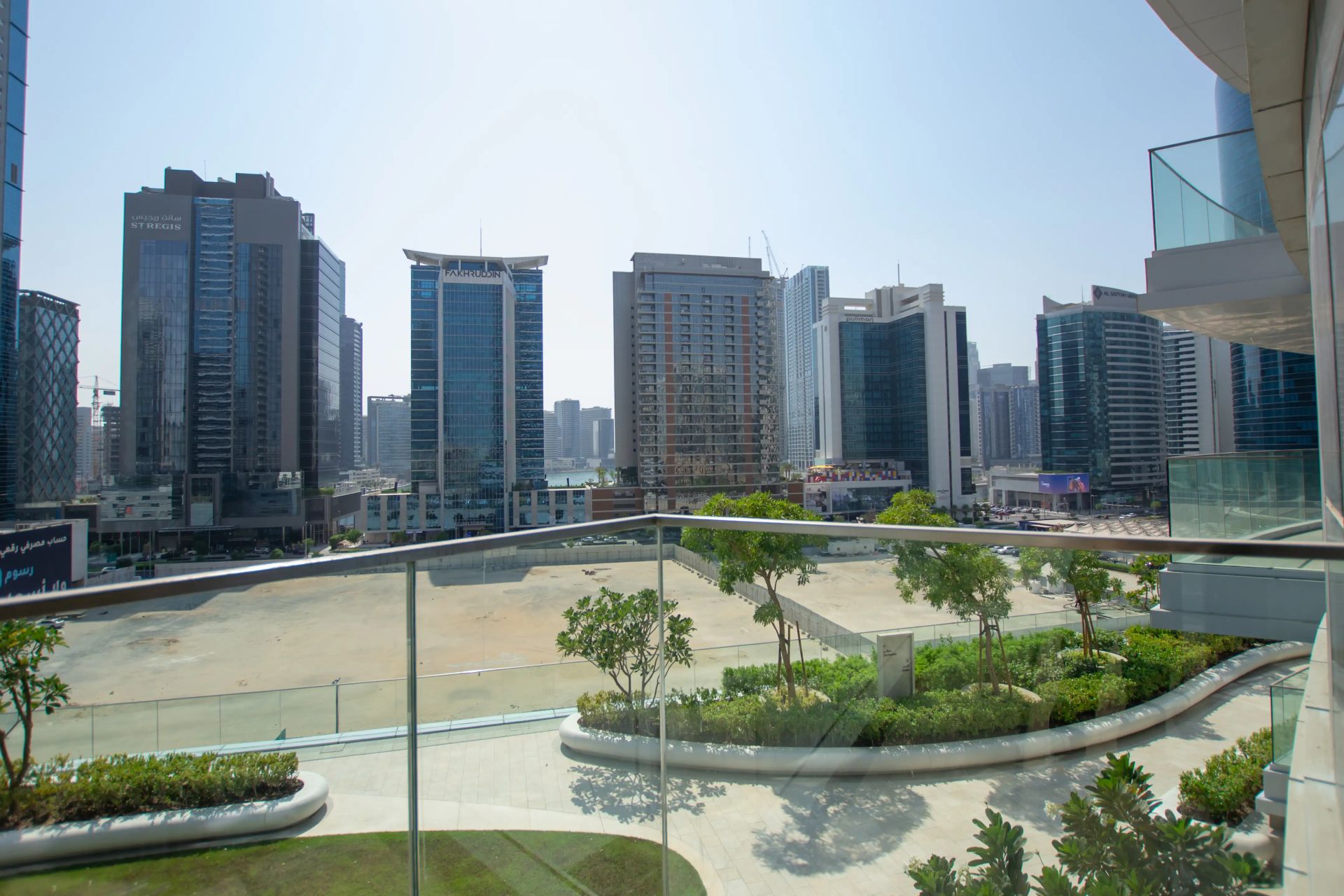 SPACIOUS| READY TO MOVE| VACANT | PRIME LOCATION