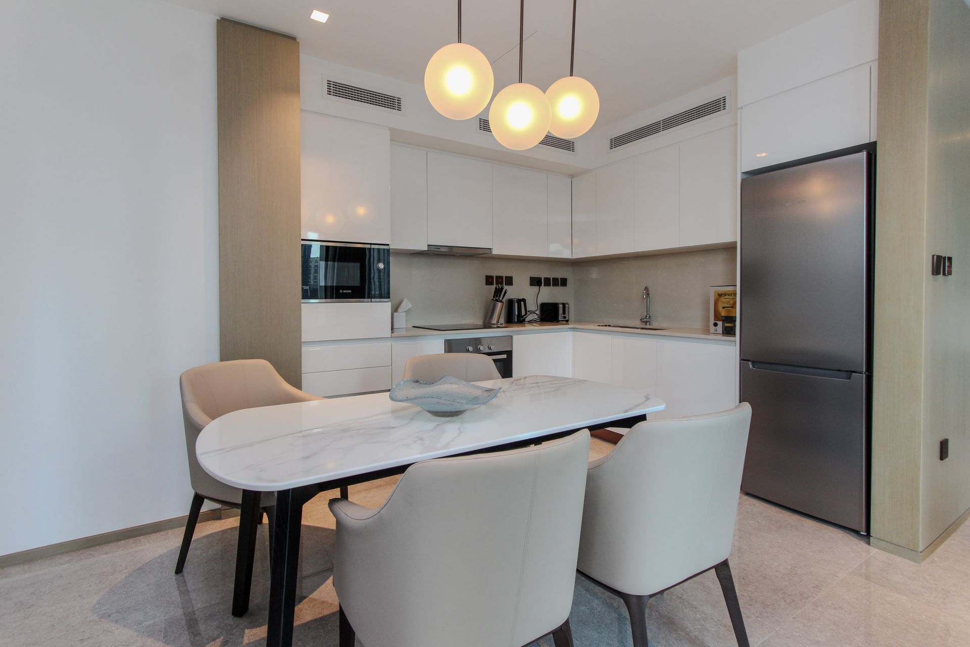 Luxury Apartment | Investor Deal | Community View