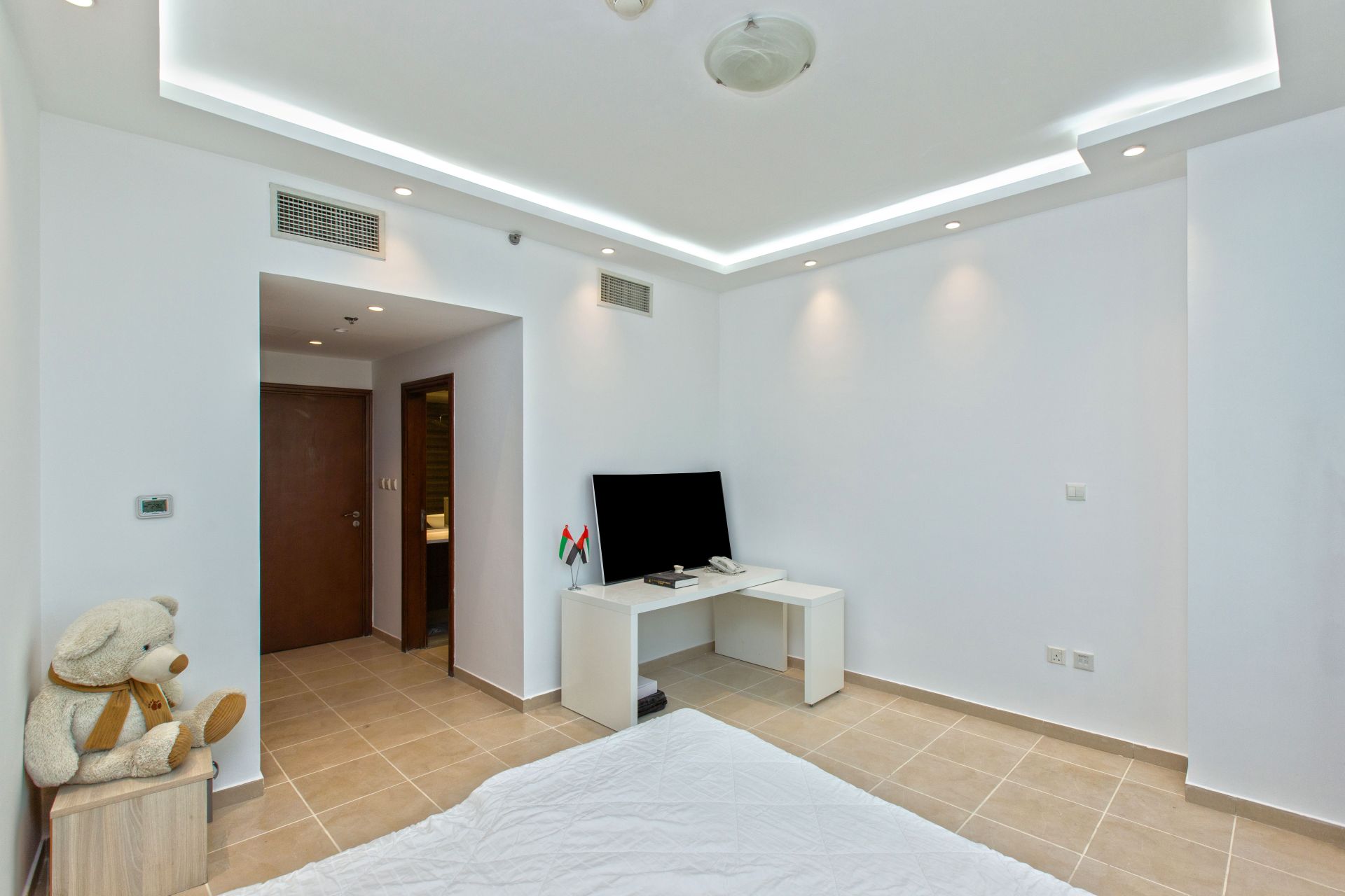 HIGH FLOOR | FULLY FURNISHED | CANAL VIEW