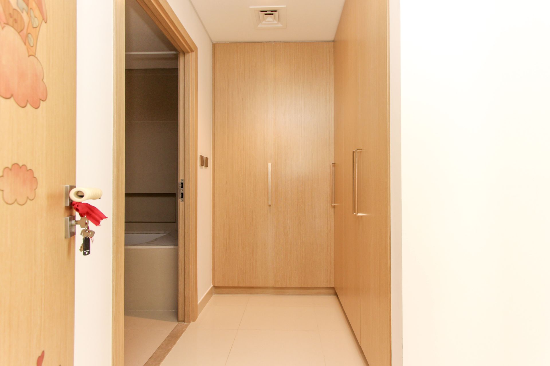 SKYLINE &amp; BURJ VIEW | FURNISHED | HIGH FLOOR