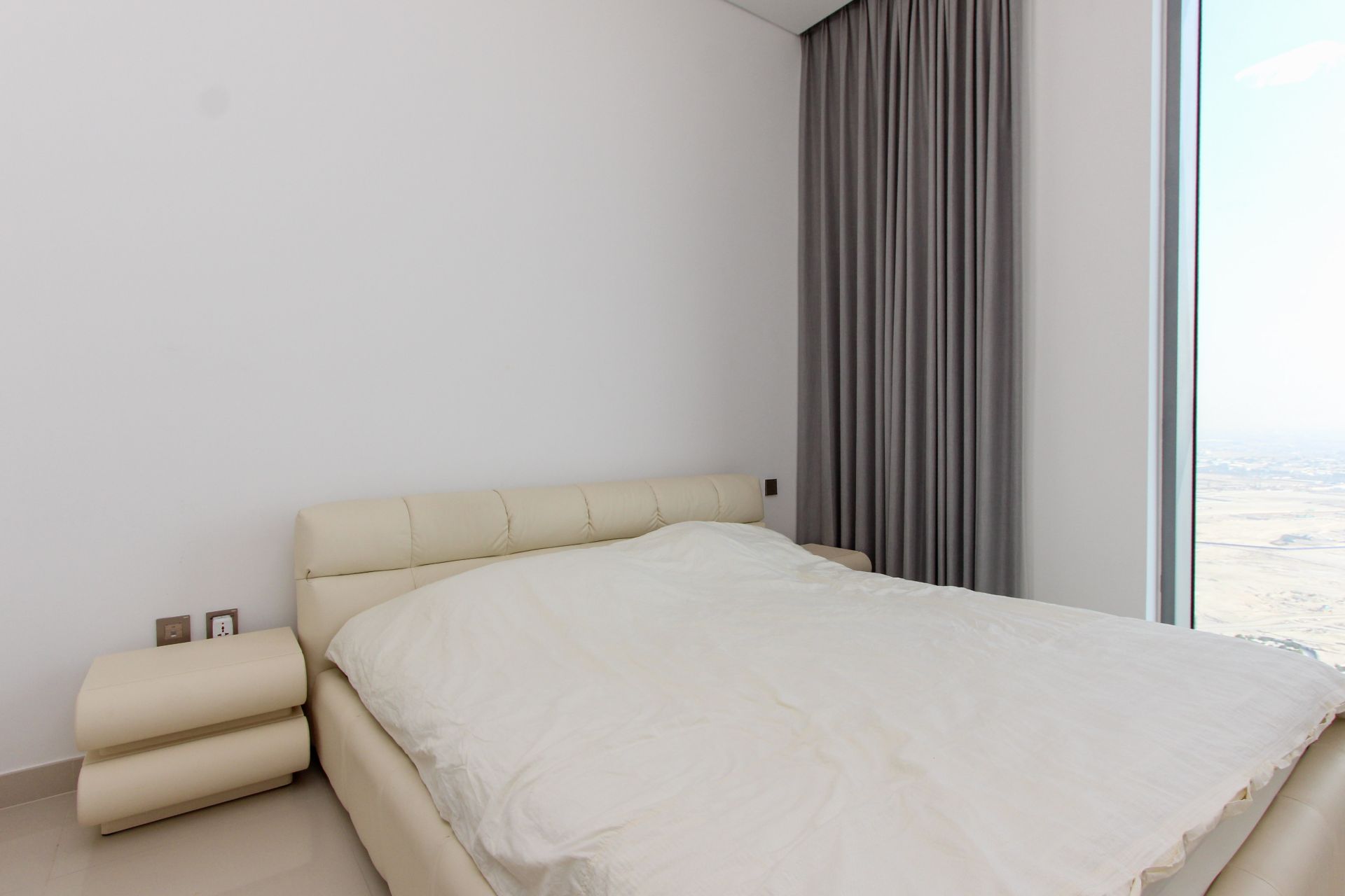 SKYLINE &amp; BURJ VIEW | FURNISHED | HIGH FLOOR