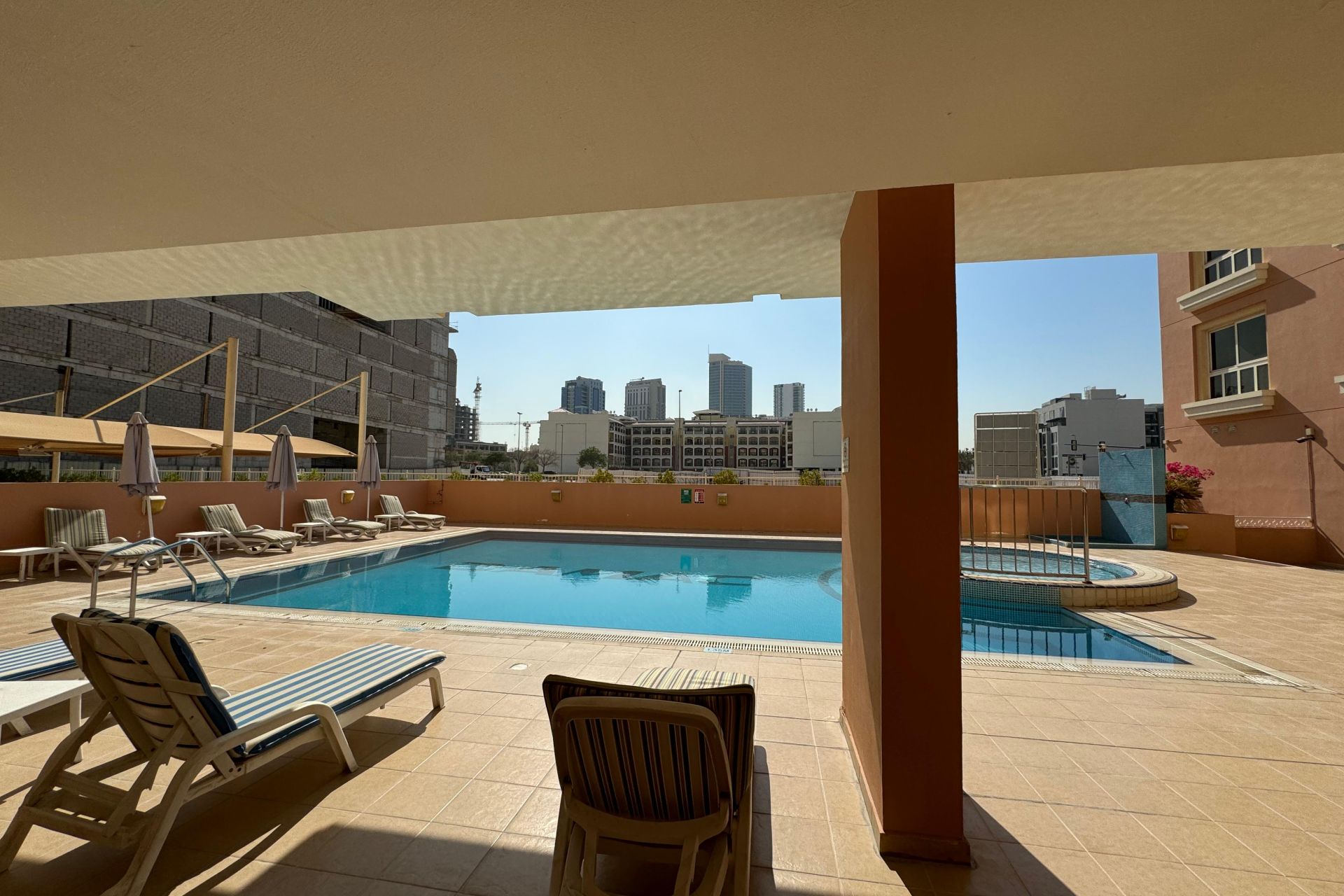 VACANT | FULLY FURNISHED | PRIME LOCATION