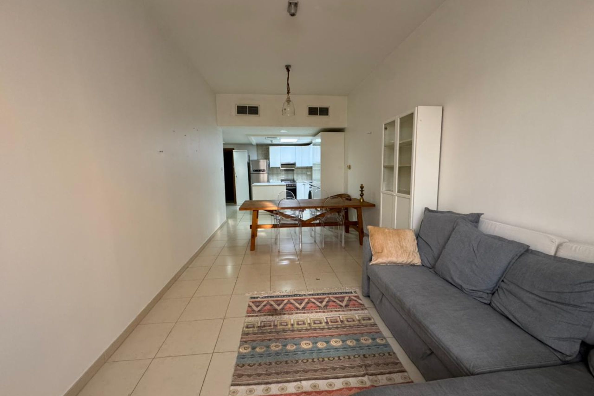 VACANT | FULLY FURNISHED | PRIME LOCATION