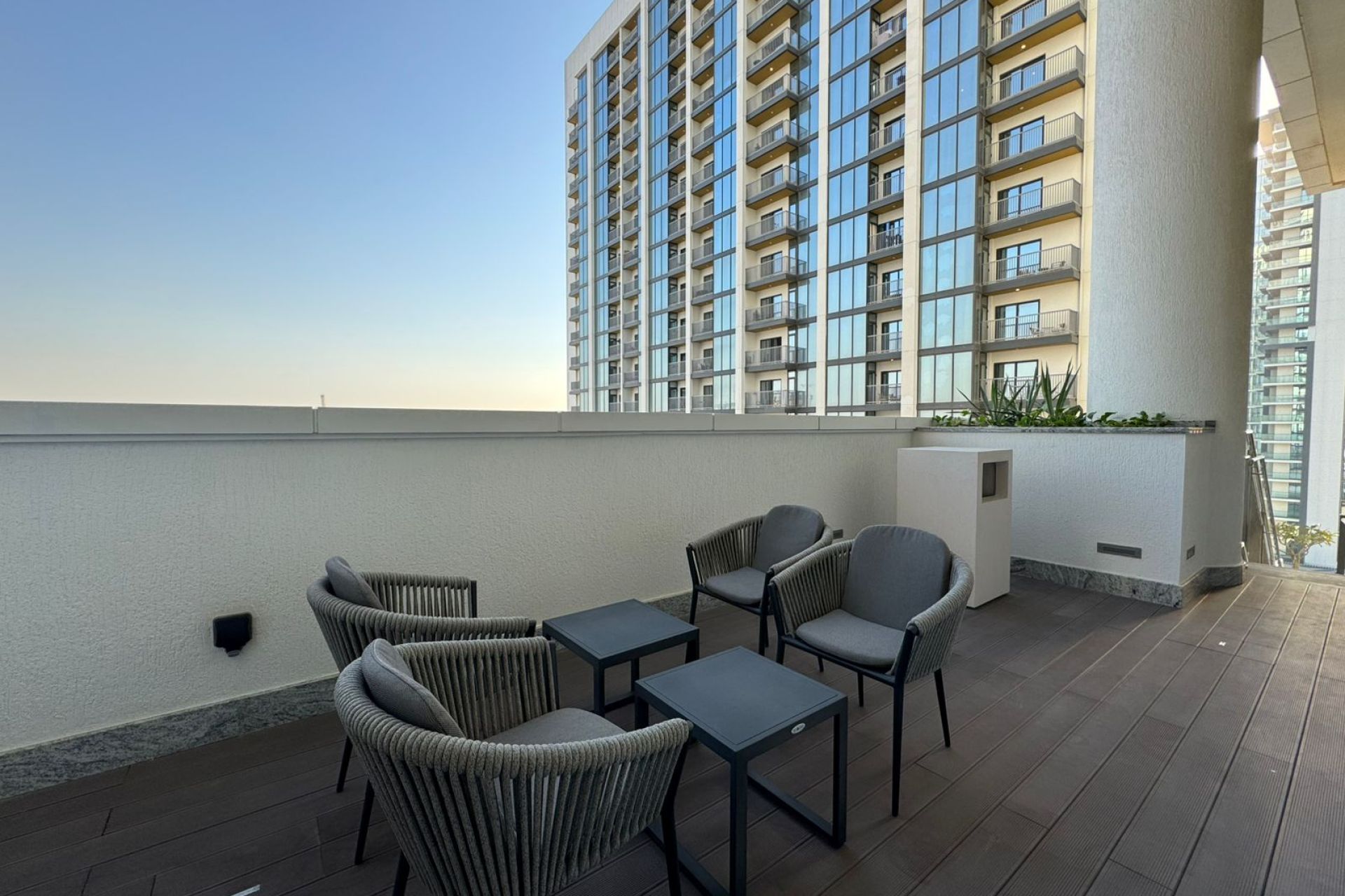 Brand New | Vacant | Fully Furnished