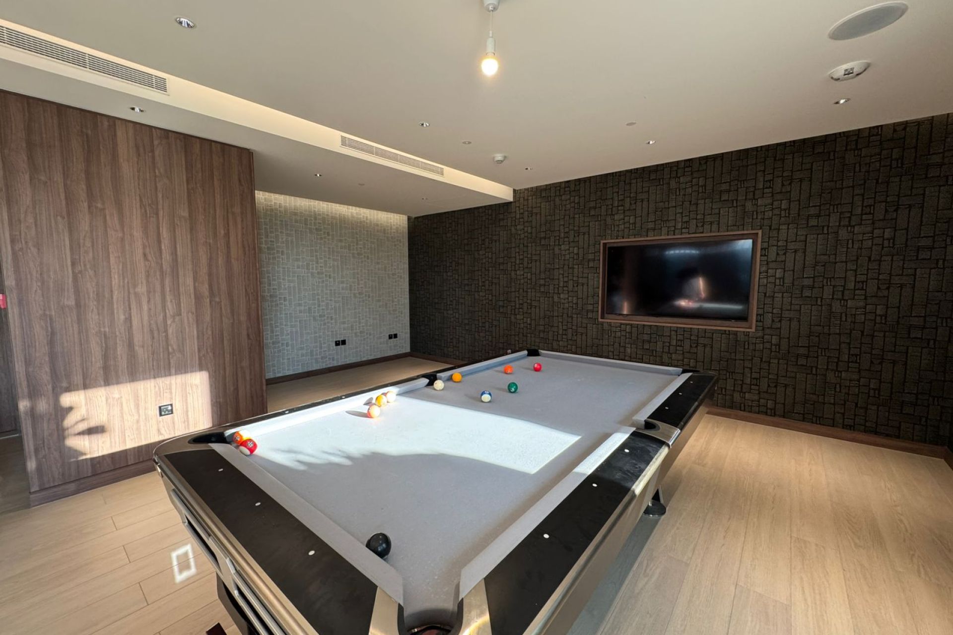 Brand New | Vacant | Fully Furnished