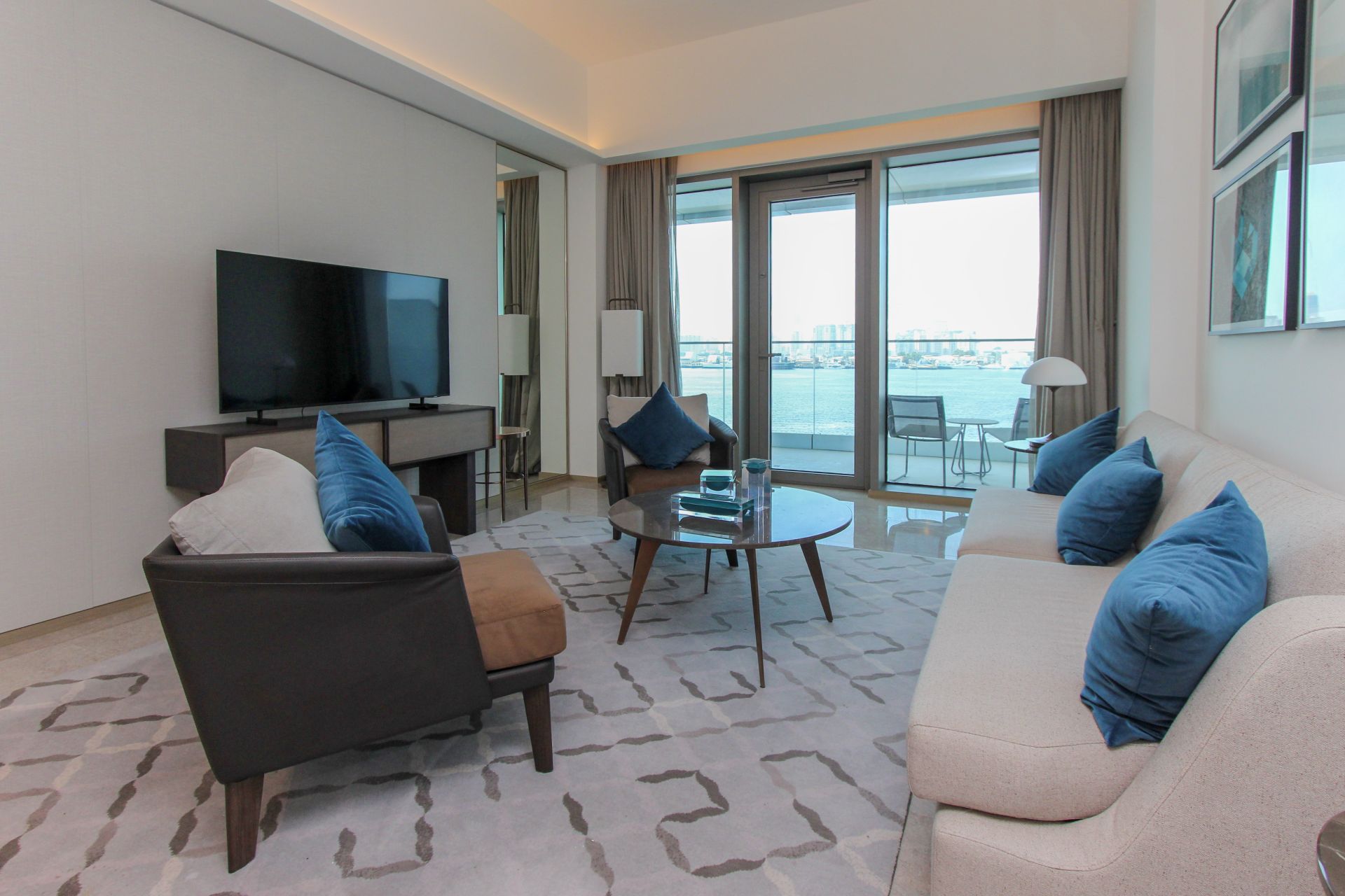 HUGE LAYOUT | SEA VIEW | VACANT SOON