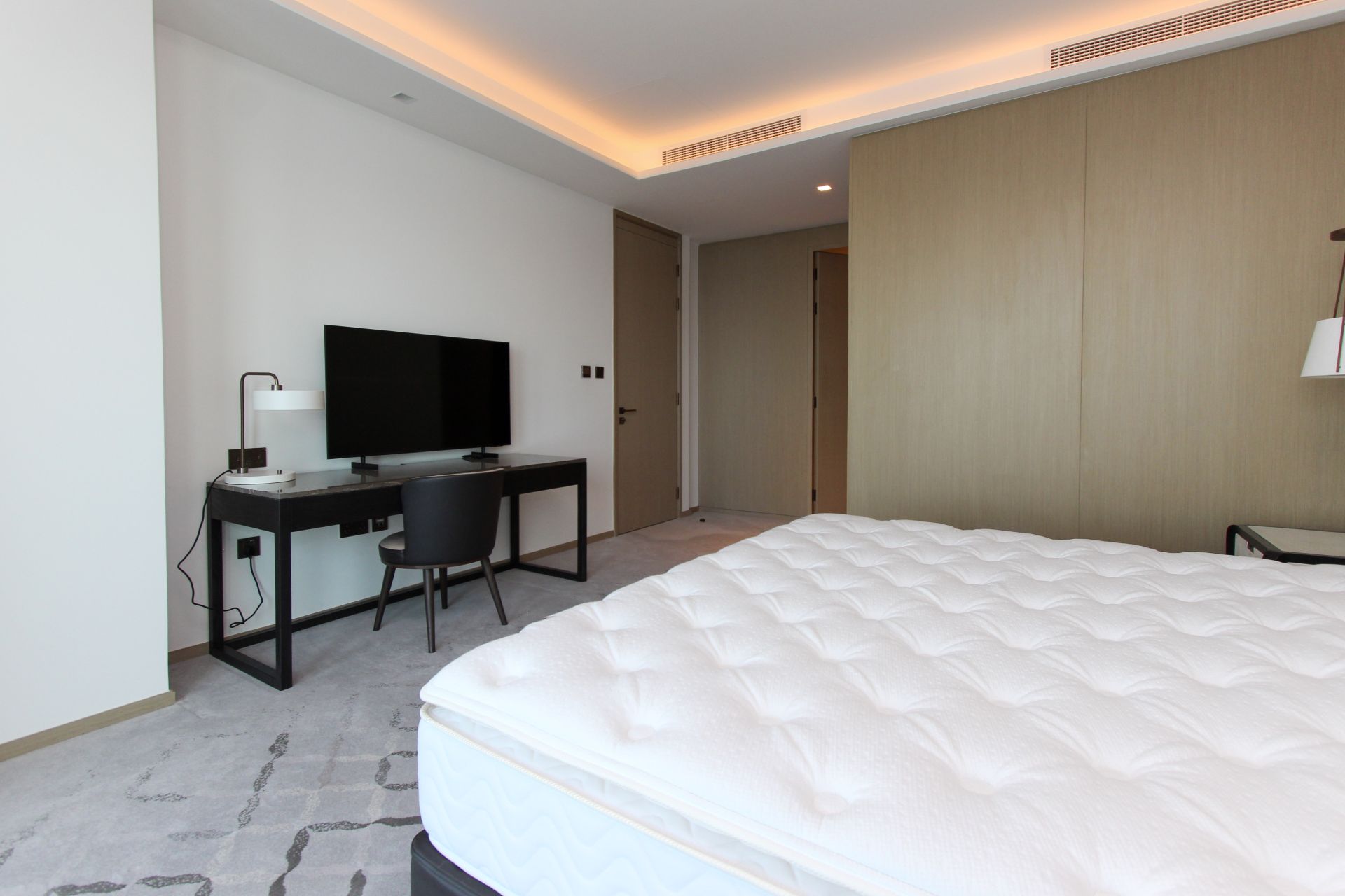 HUGE LAYOUT | SEA VIEW | VACANT SOON