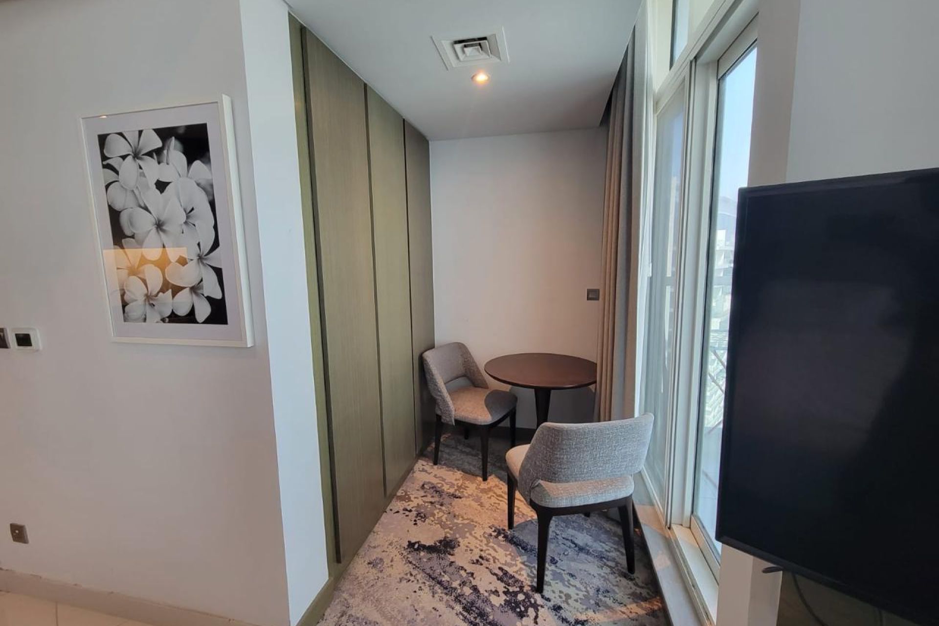 Fully Furnished | Canal Pool View | Ready to Move