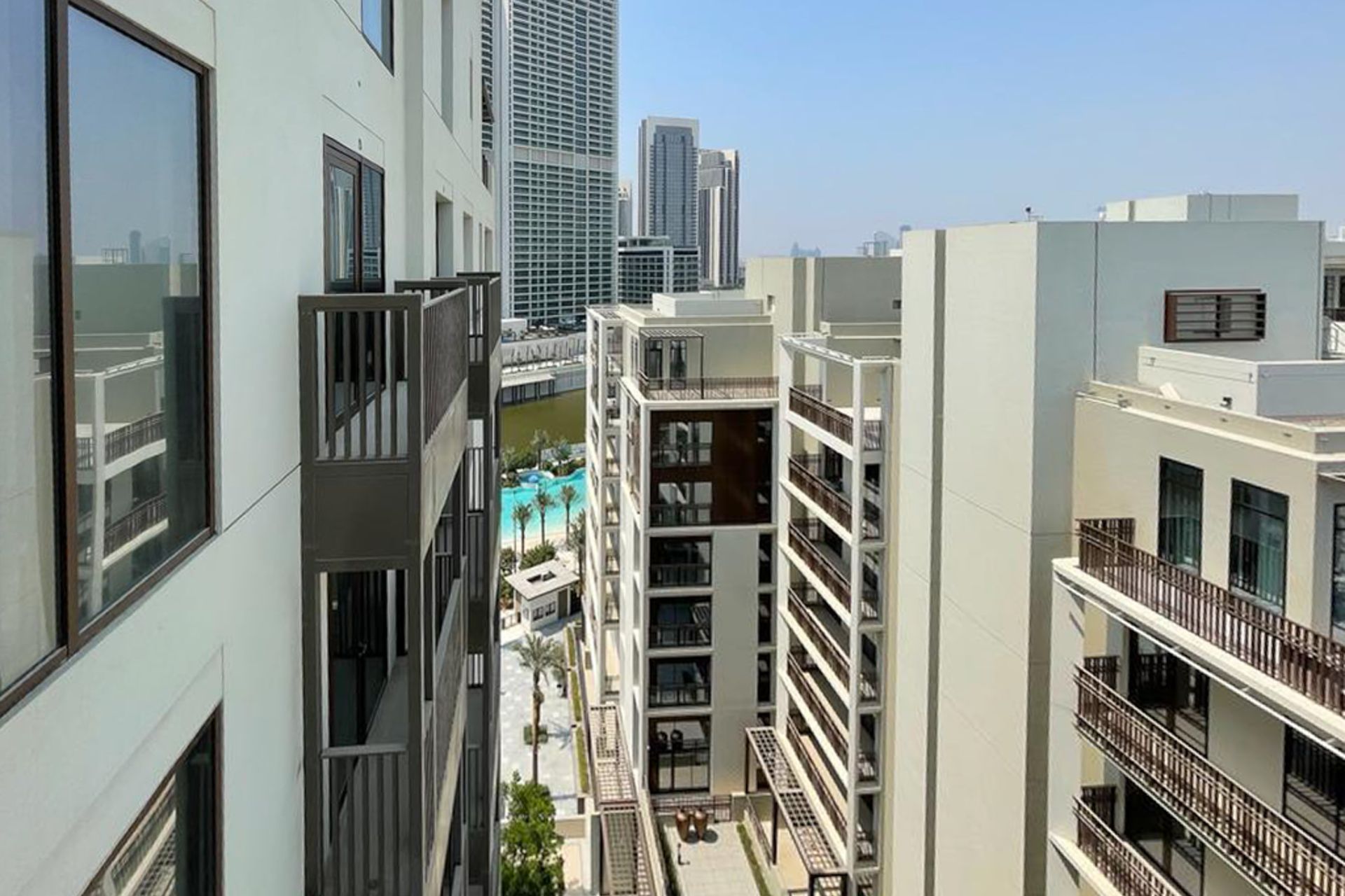 Brand New | Beach Access | Chiller Free