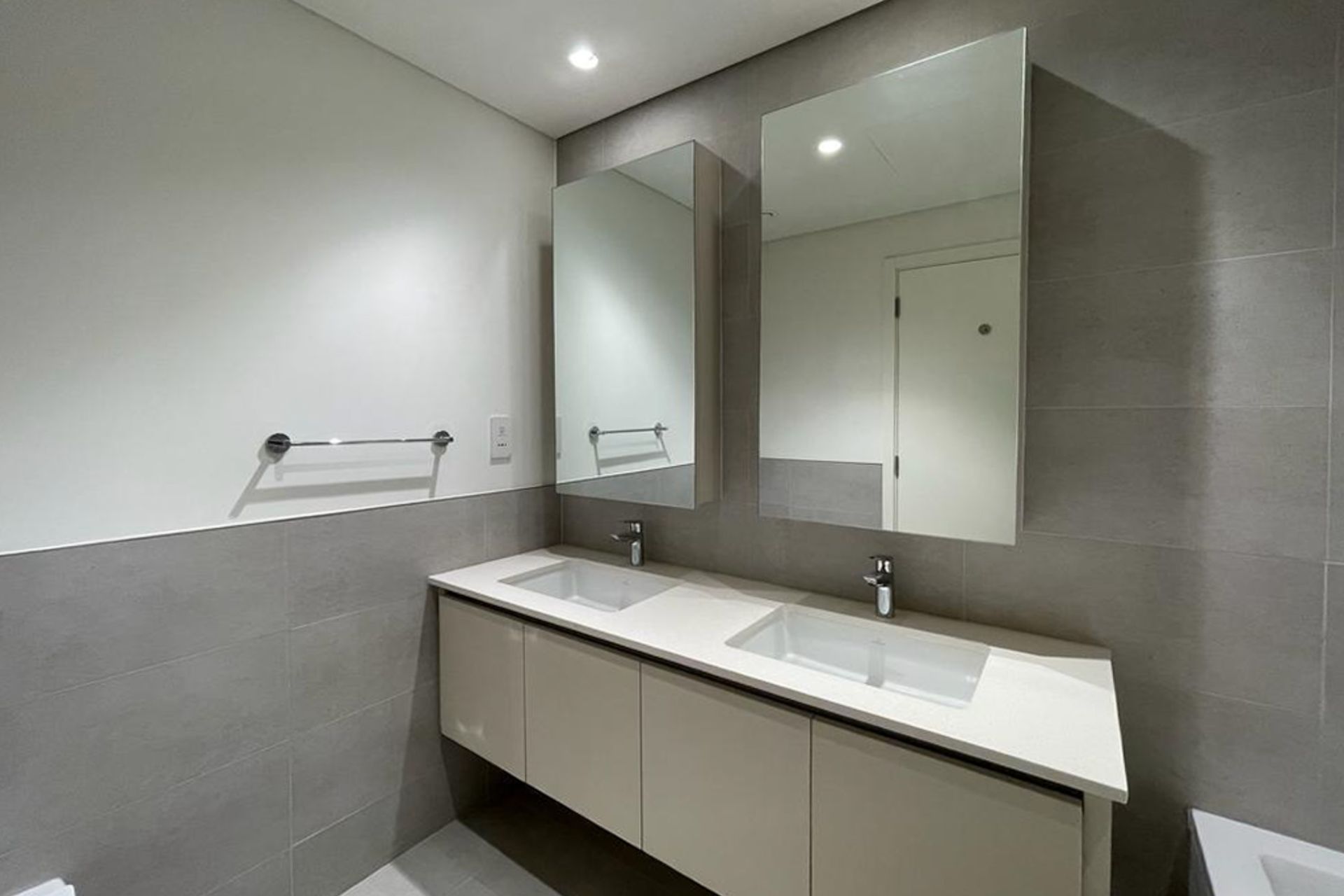 Brand New | Beach Access | Chiller Free