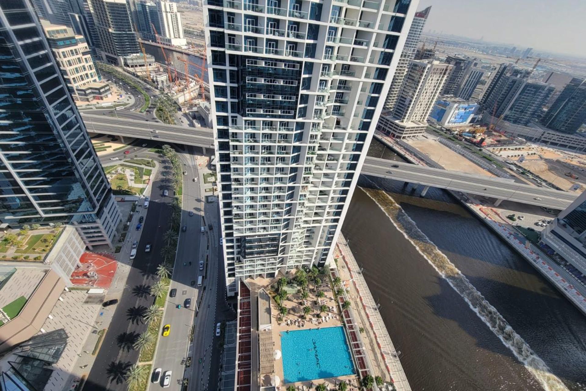 Furnished Studio | Vacant Soon | Canal &amp; Pool View