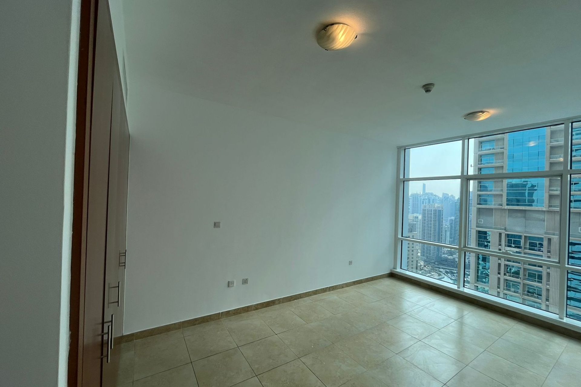 SPACIOUS UNIT | VACANT SOON | HIGHER FLOOR