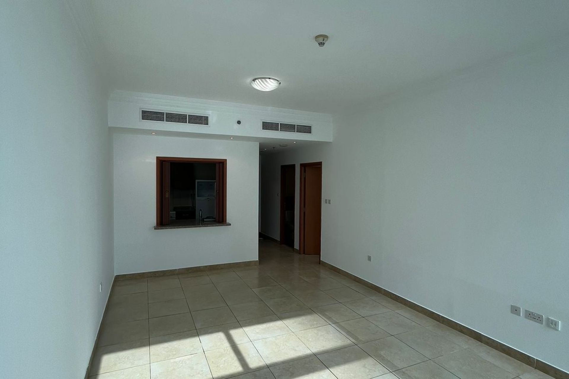 SPACIOUS UNIT | VACANT SOON | HIGHER FLOOR