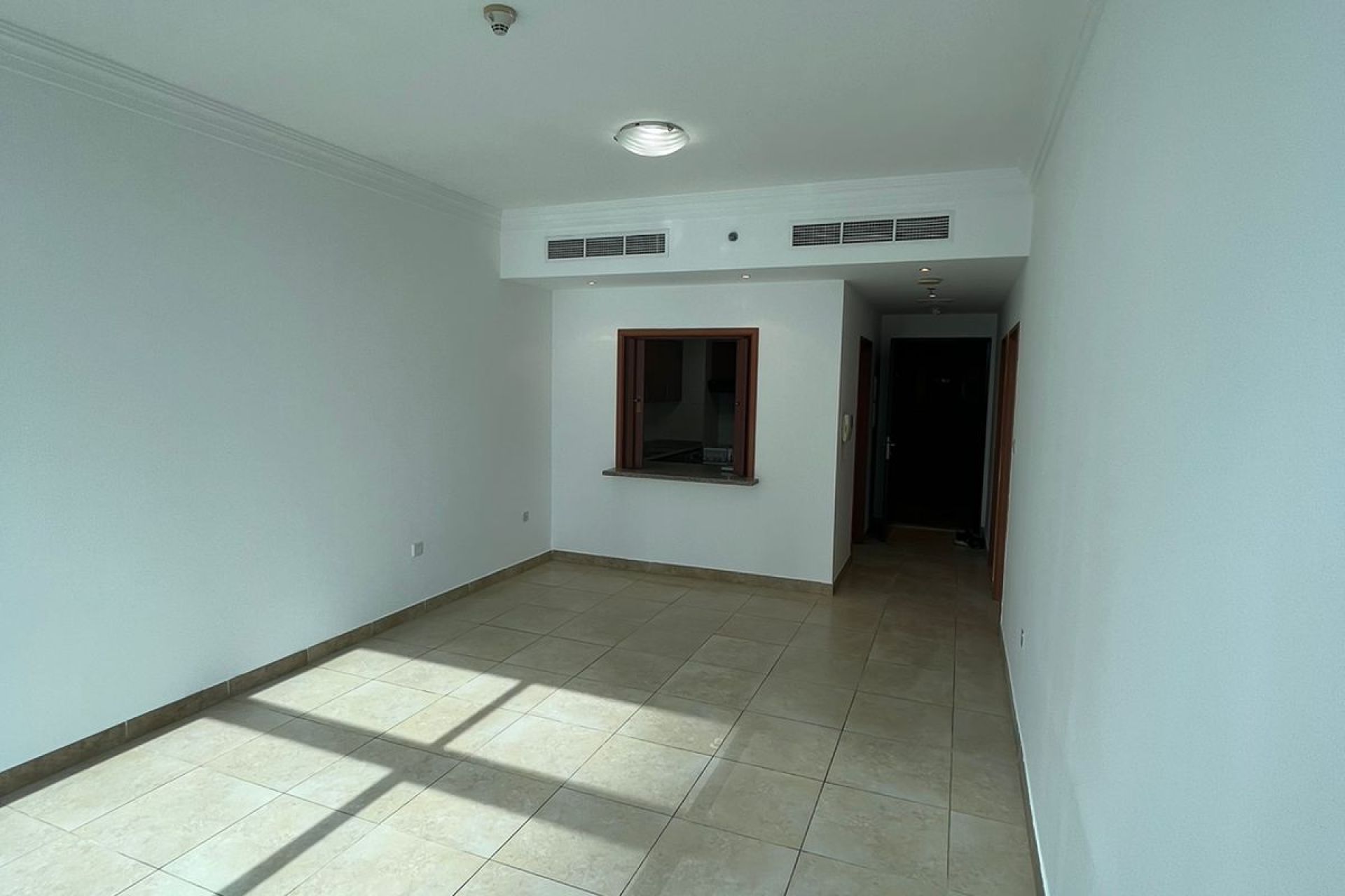 SPACIOUS UNIT | VACANT SOON | HIGHER FLOOR