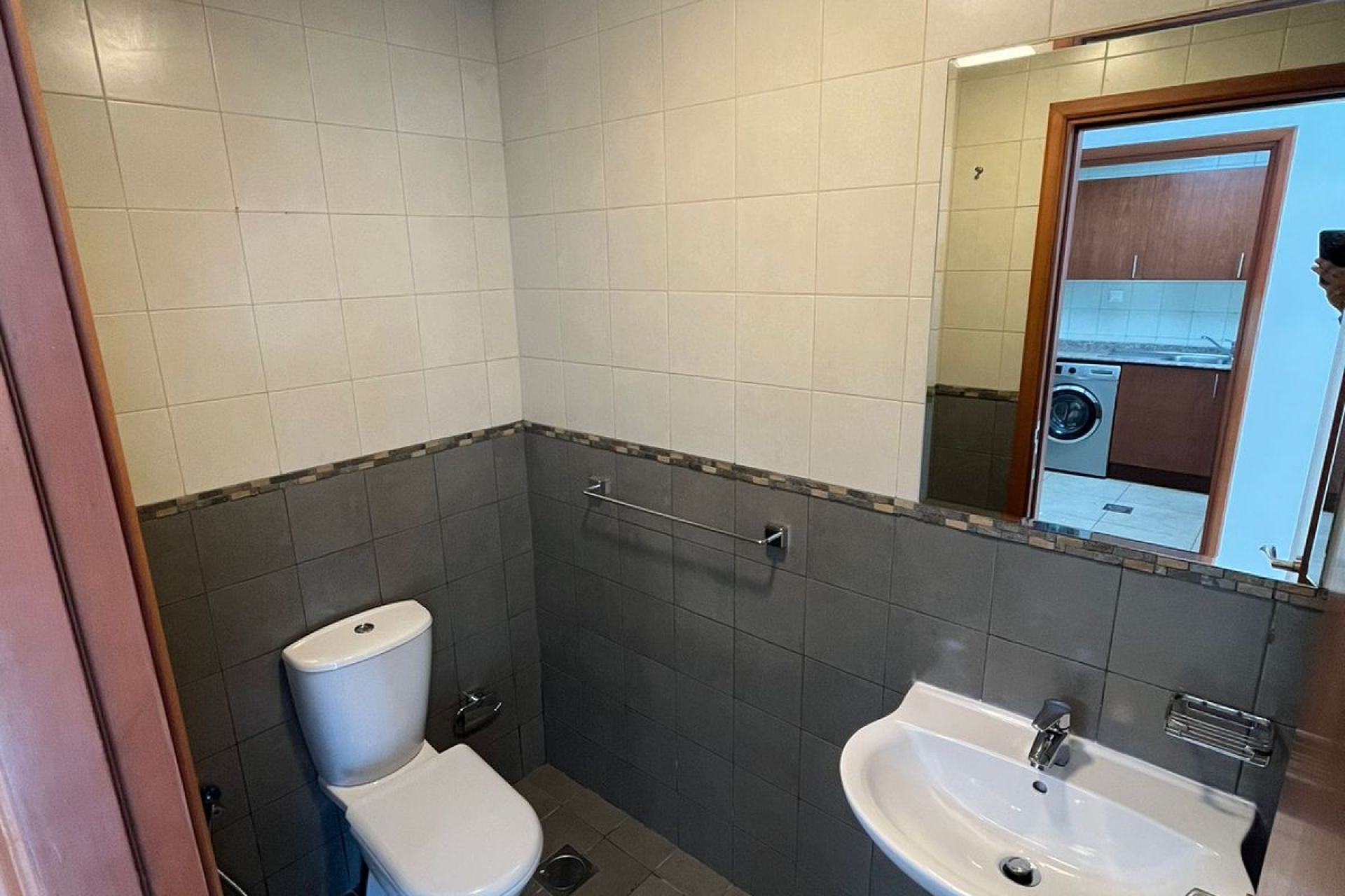 SPACIOUS UNIT | VACANT SOON | HIGHER FLOOR