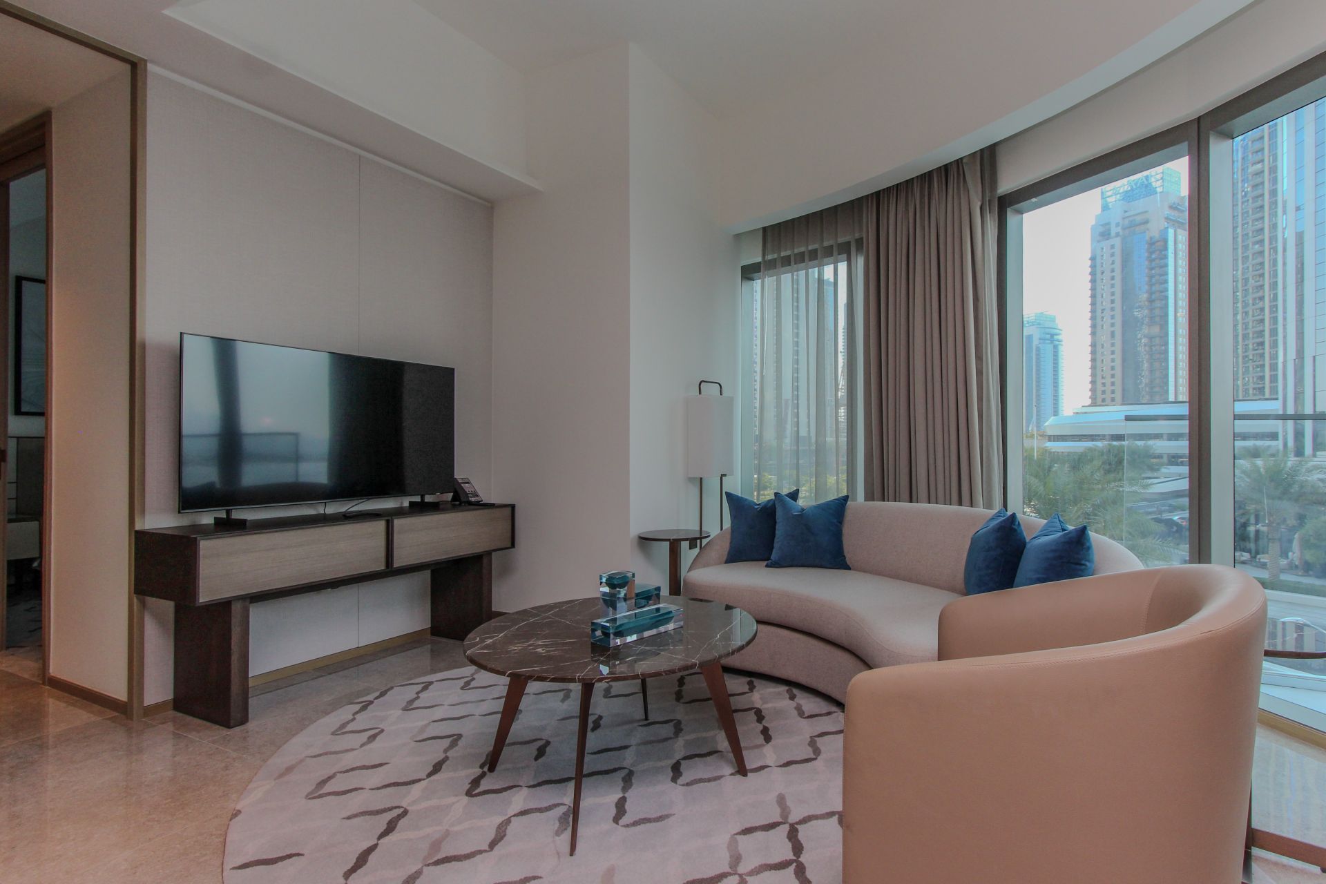 Luxury Apartment | Investor Deal | Community View