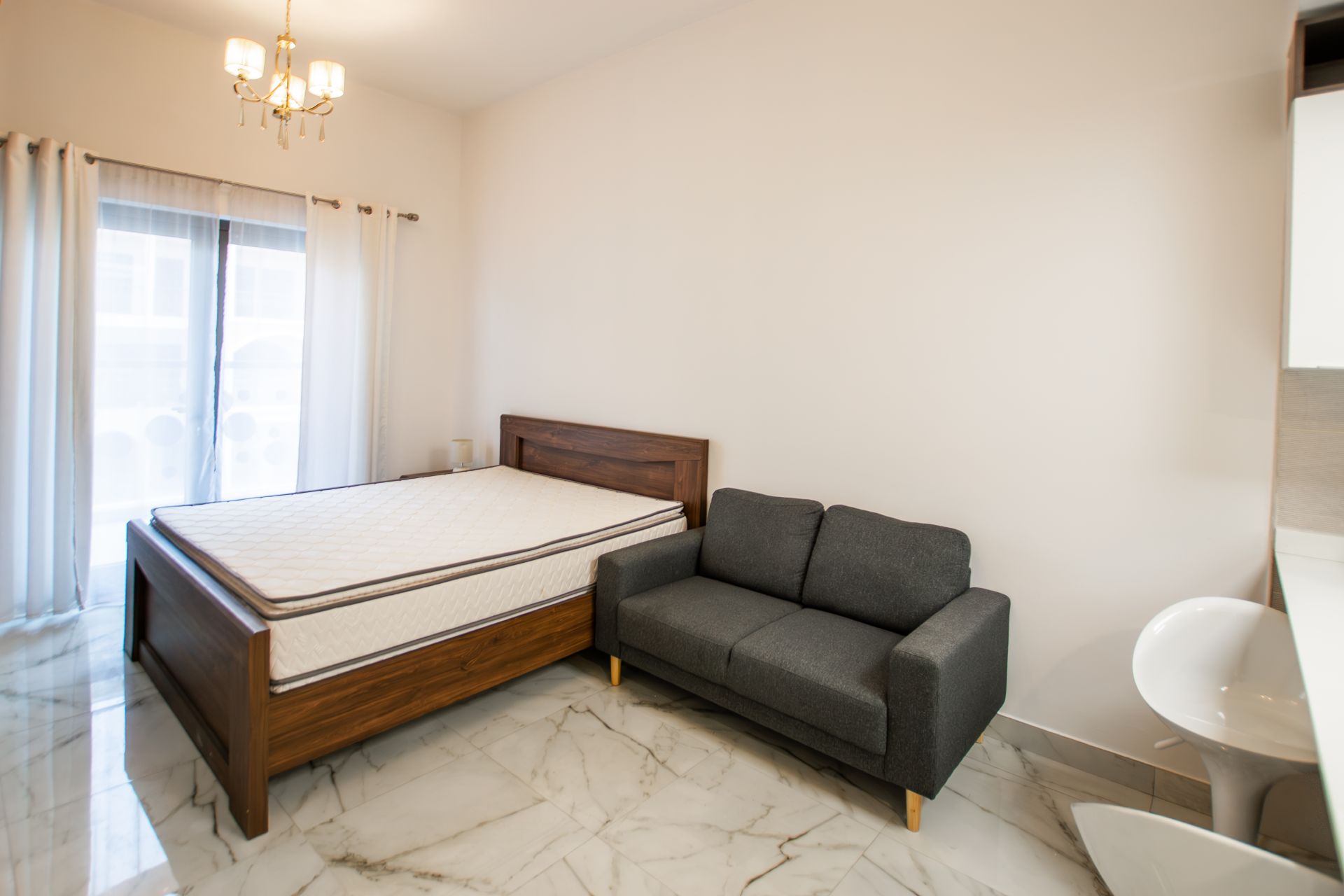 FURNISHED STUDIO | SPACIOUS | VACANT