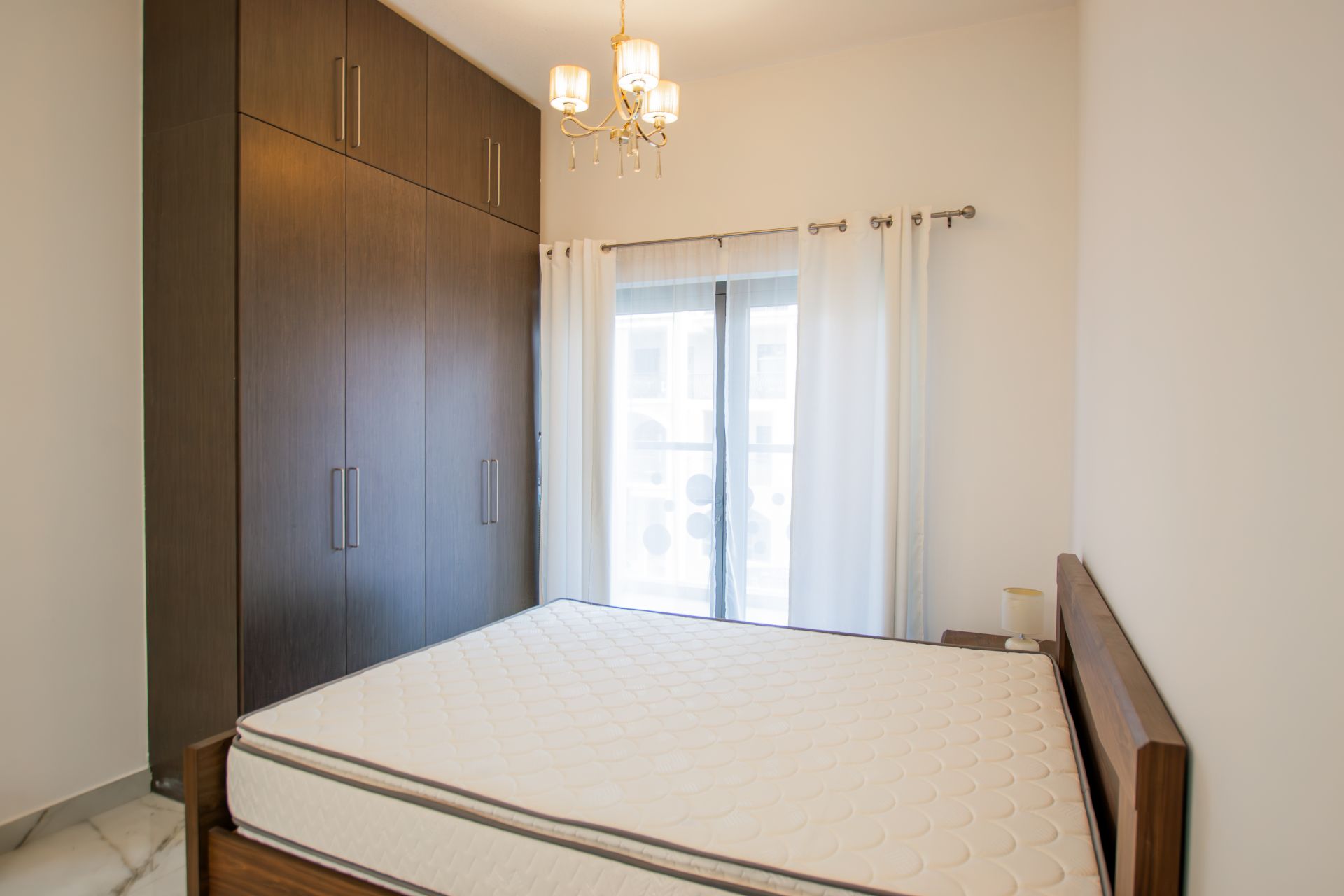 FURNISHED STUDIO | SPACIOUS | VACANT