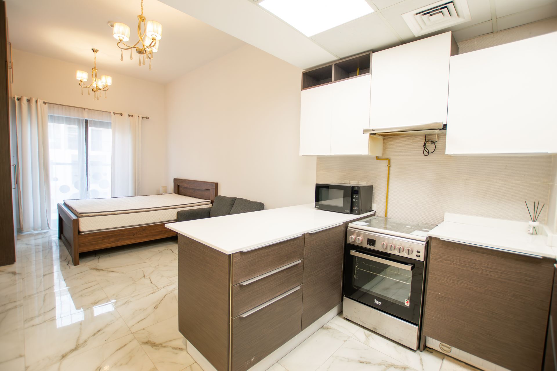 FURNISHED STUDIO | SPACIOUS | VACANT