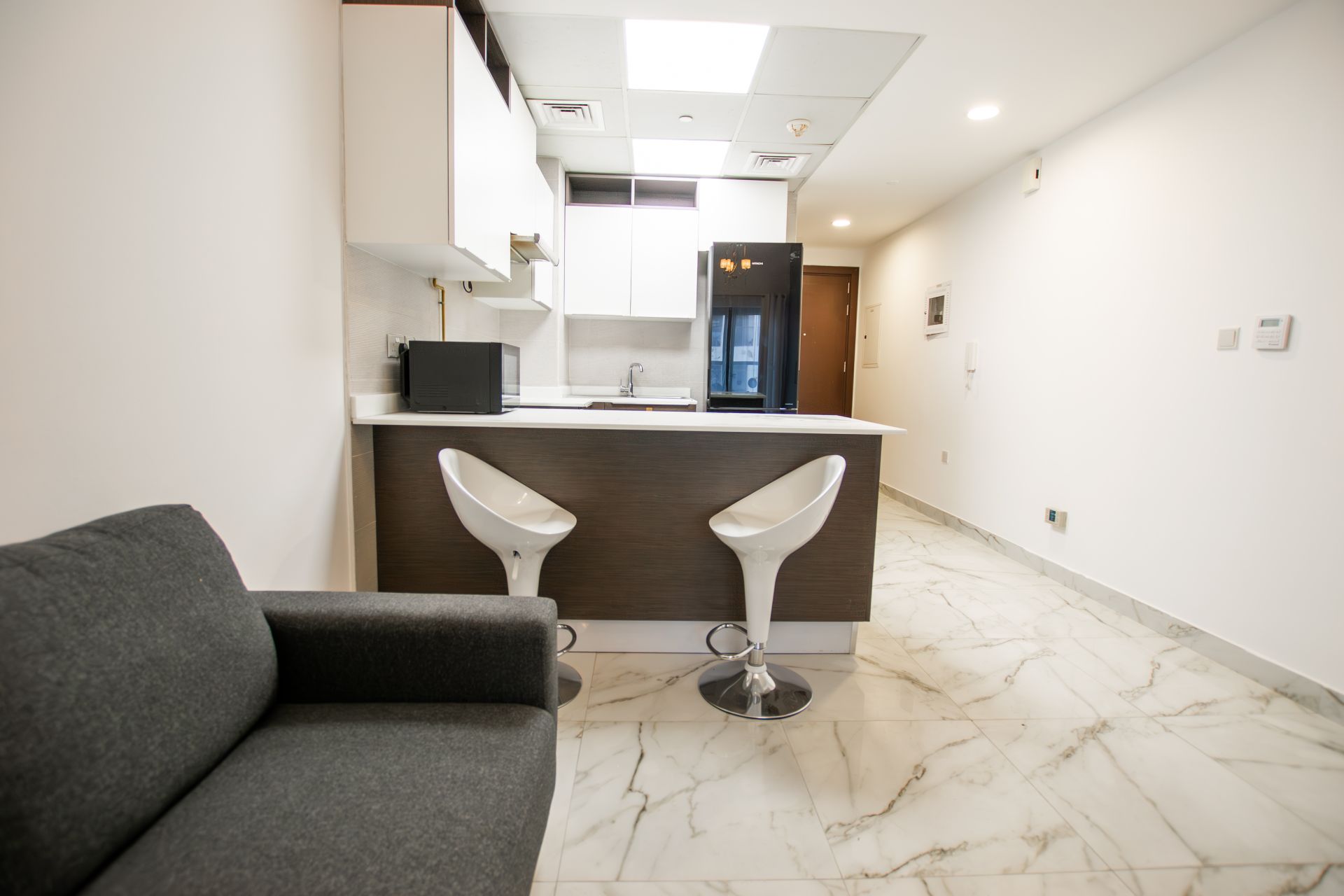 FURNISHED STUDIO | SPACIOUS | VACANT