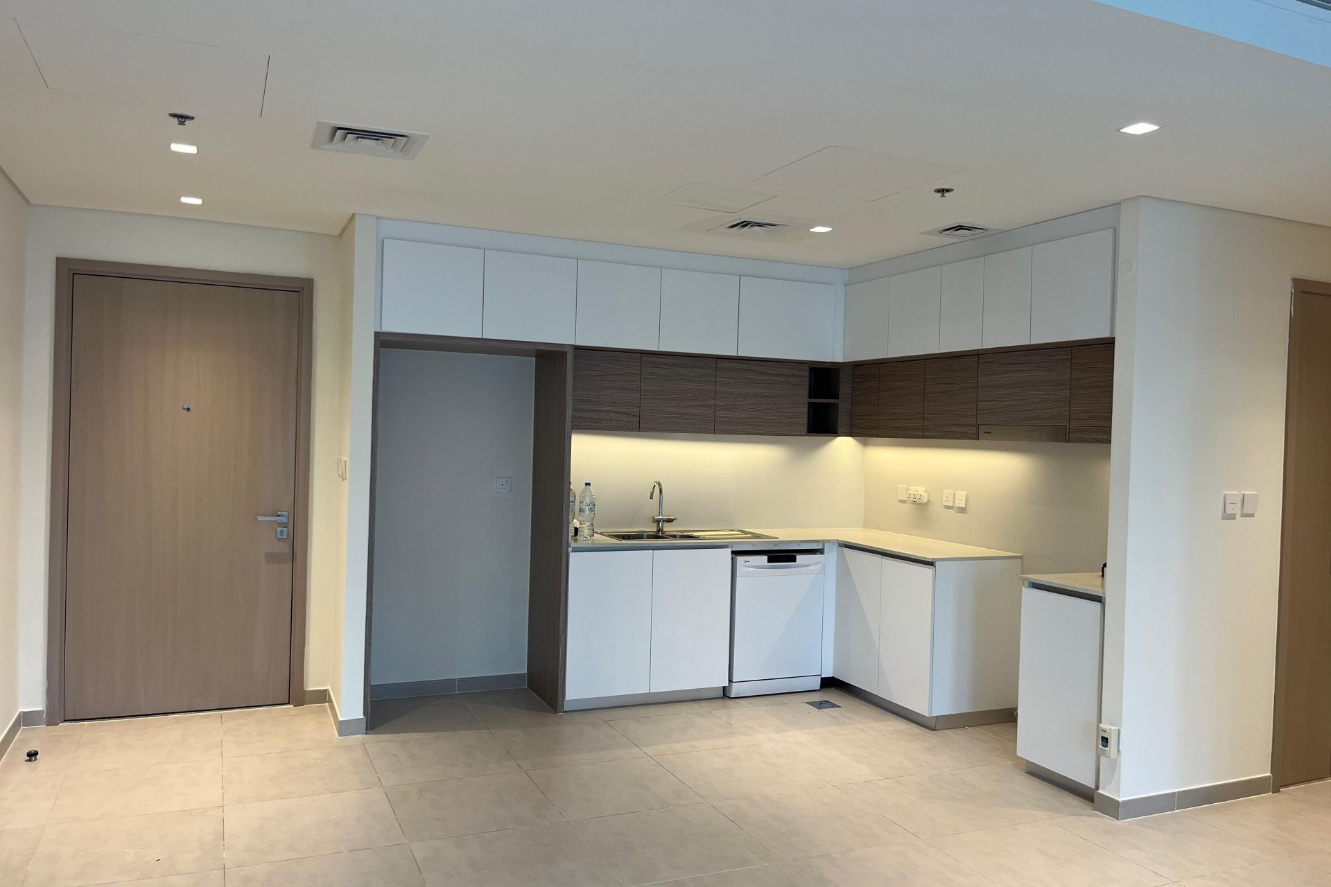 PARK VIEW | PARTIAL SEA VIEW| HIGH FLOOR | VACANT