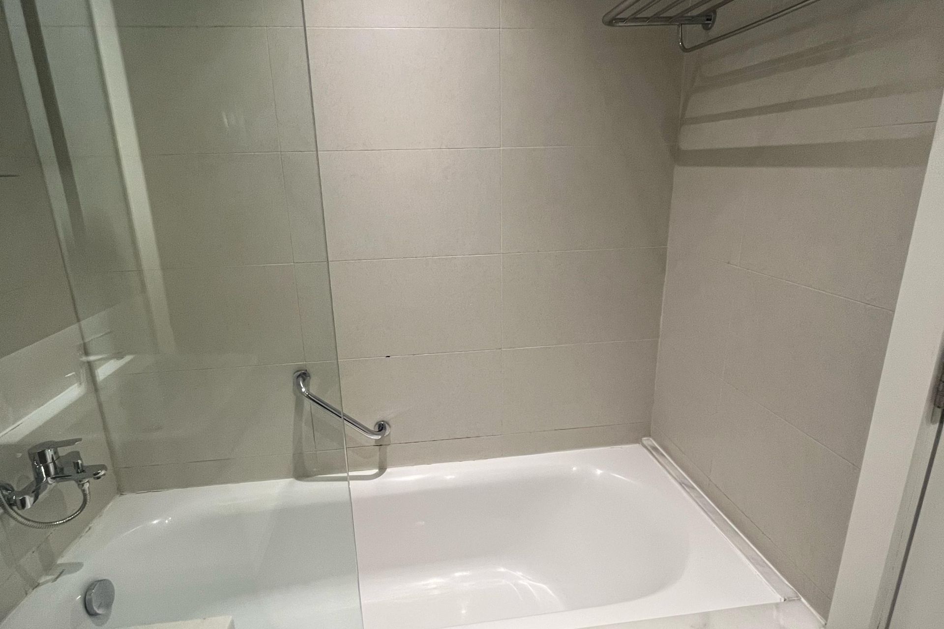 FURNISHED | CANAL AND SKYLINE VIEW | HIGH FLOOR