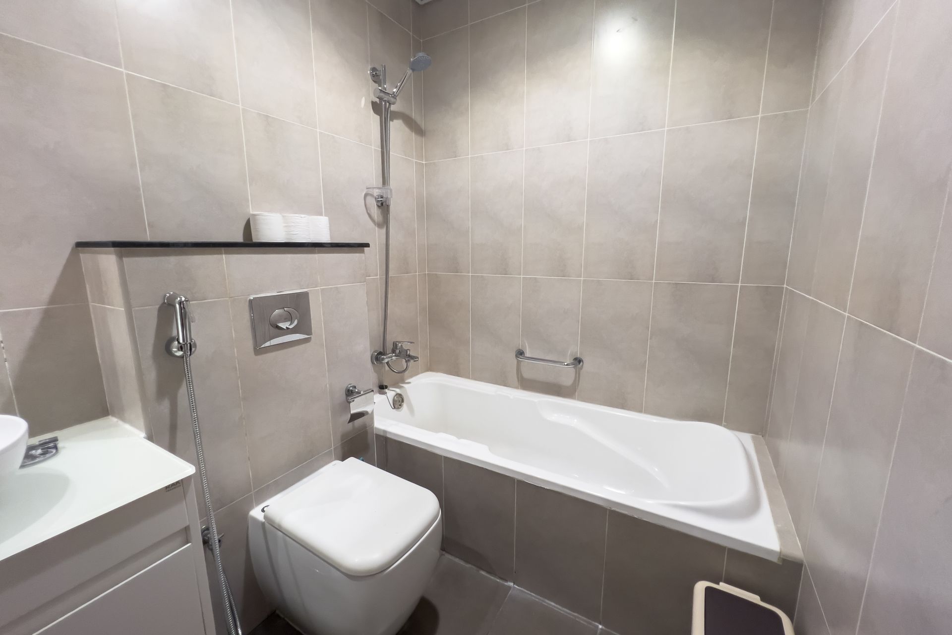 SPACIOUS | FURNISHED | CARSON TOWER B| DAMAC HILLS