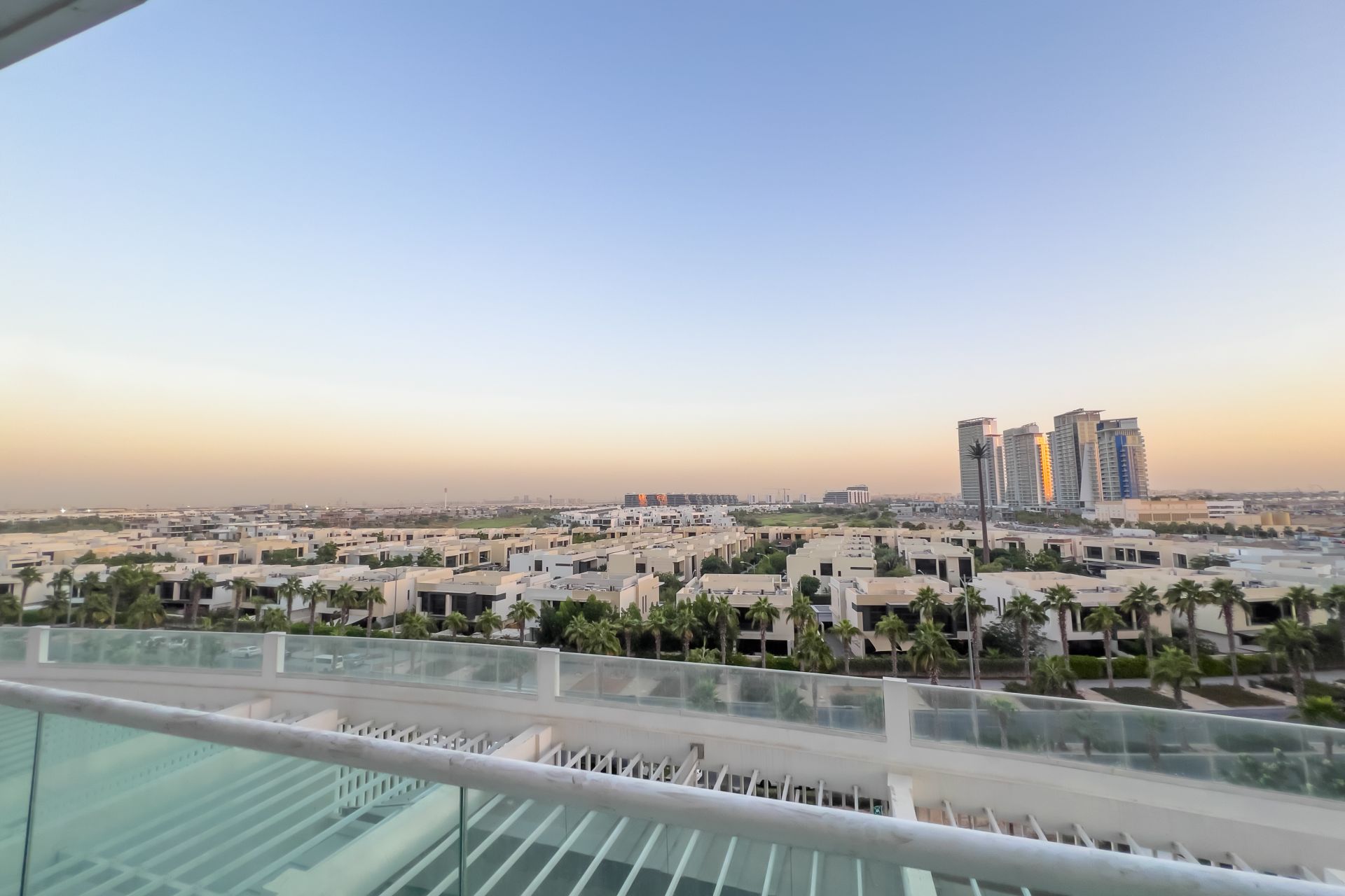 SPACIOUS | FURNISHED | CARSON TOWER B| DAMAC HILLS