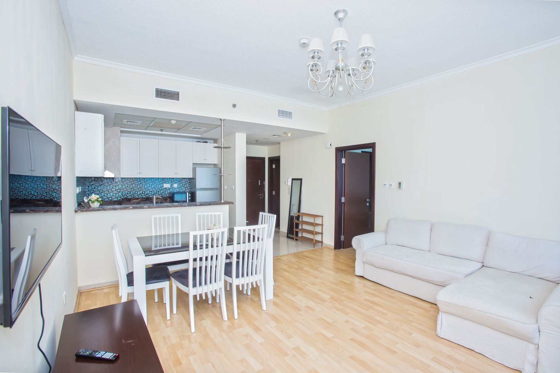 HIGHER FLOOR | FULLY FURNISHED| ELEGANT VIEW