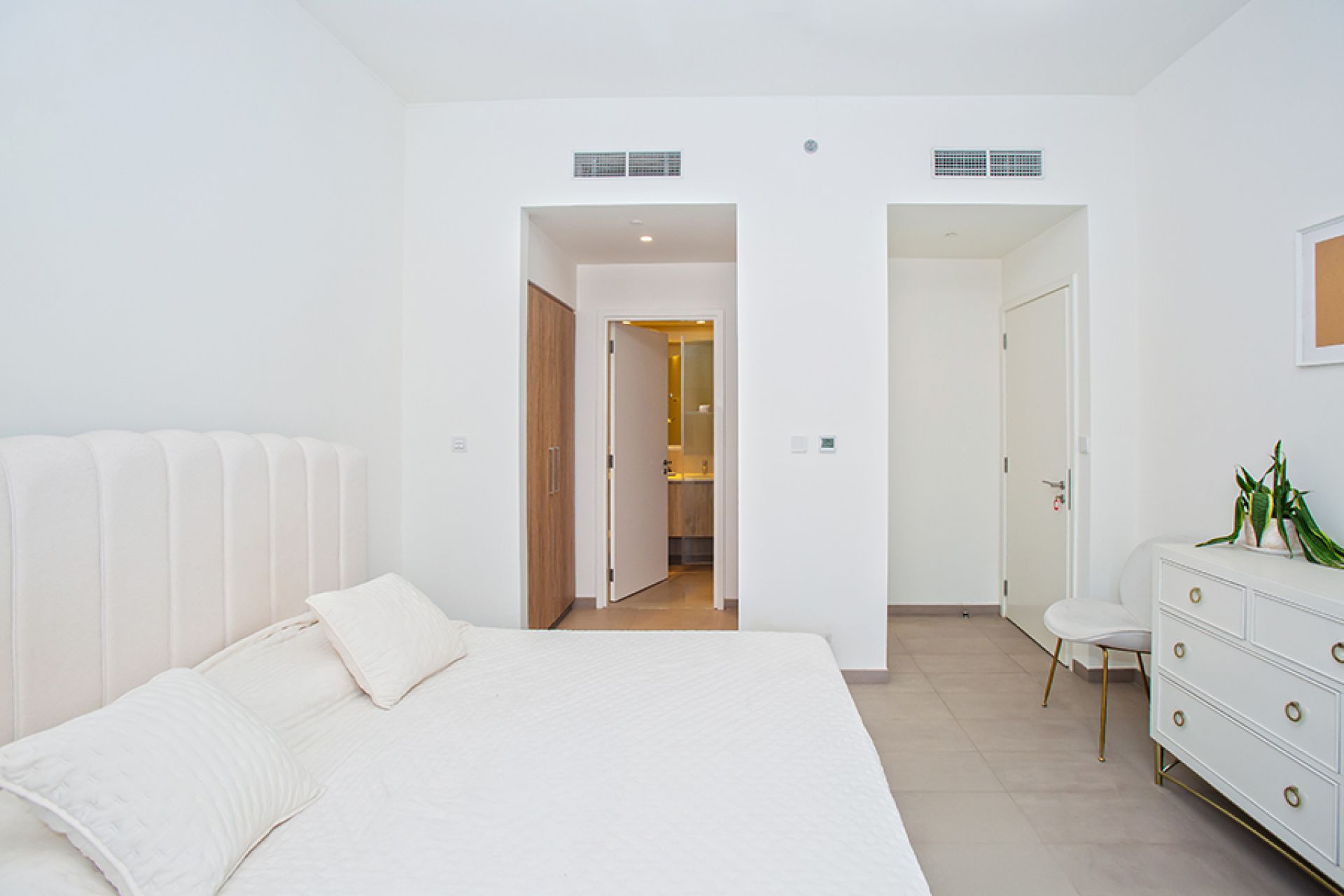 FURNISHED | POOL ACCESS | PARTIAL GOLF VIEW