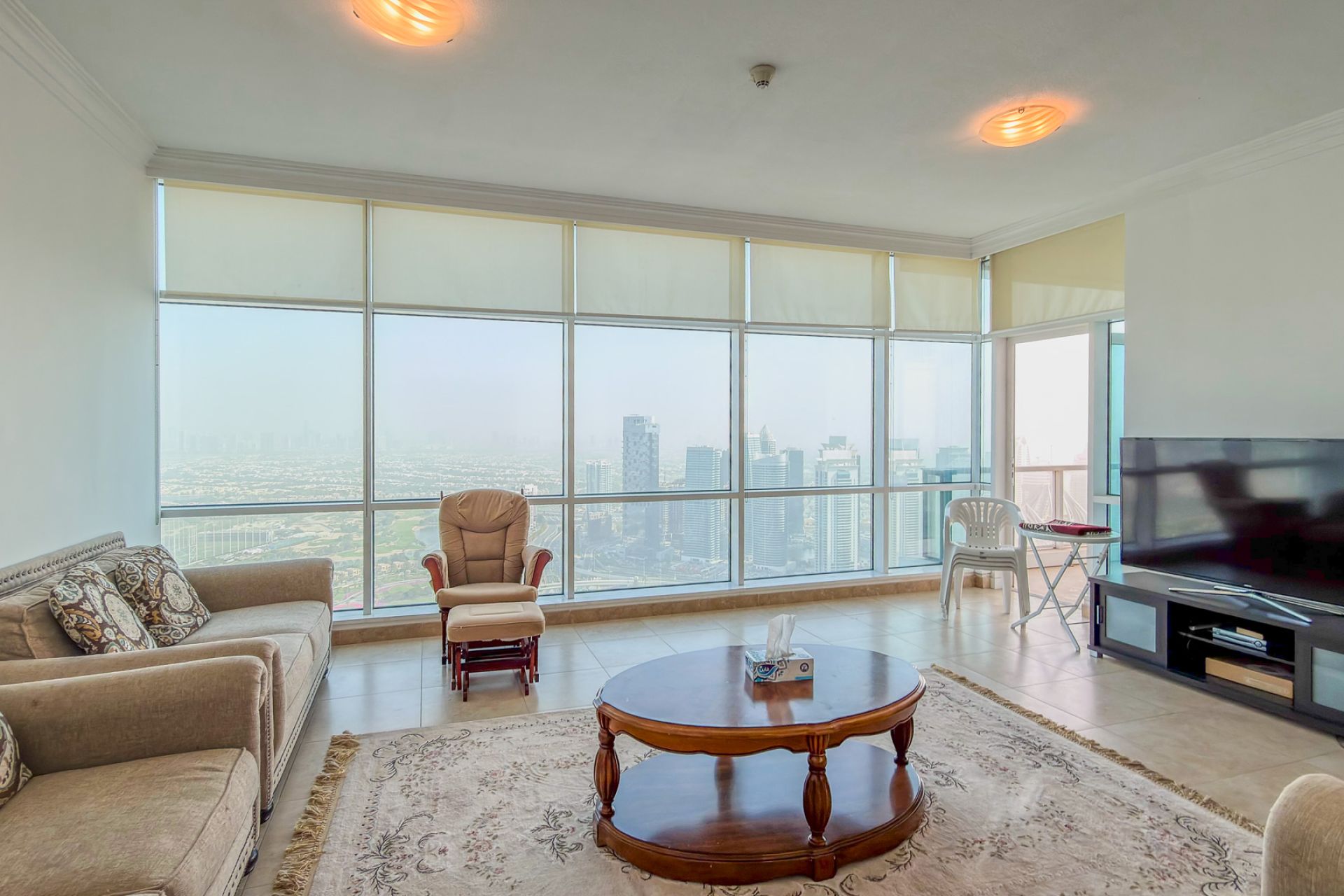 HIGH FLOOR | GOLF &amp; MARINA VIEW | VACANT