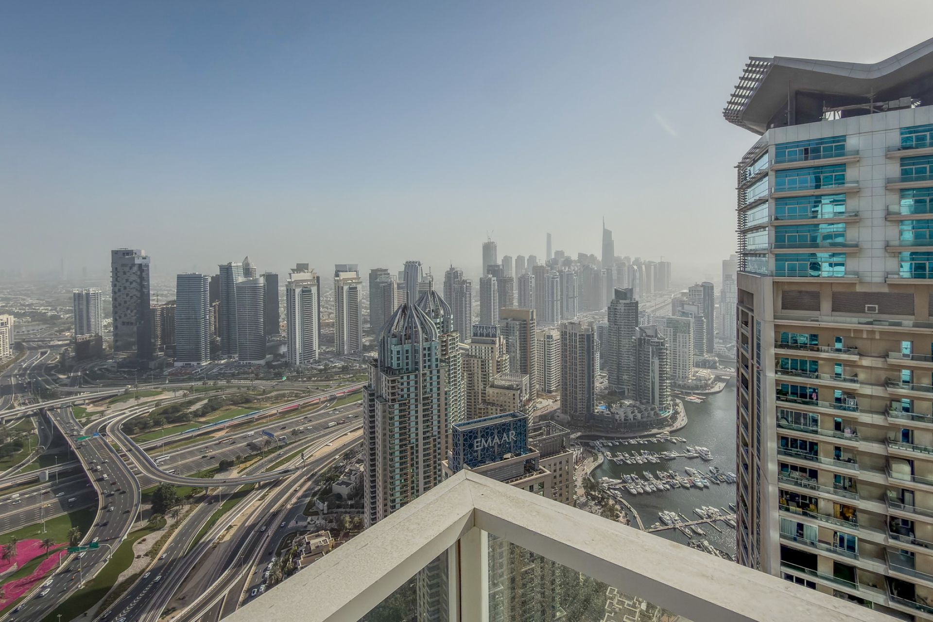 HIGH FLOOR | GOLF &amp; MARINA VIEW | VACANT