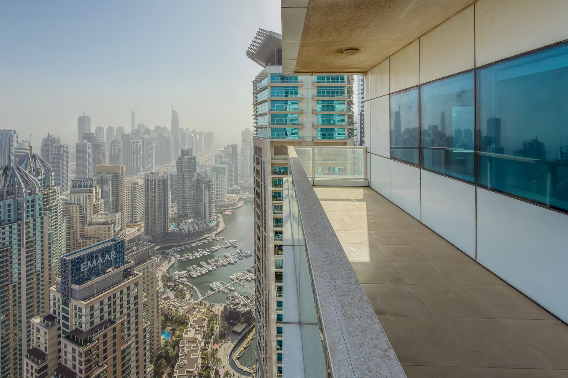 HIGH FLOOR | GOLF &amp; MARINA VIEW | VACANT