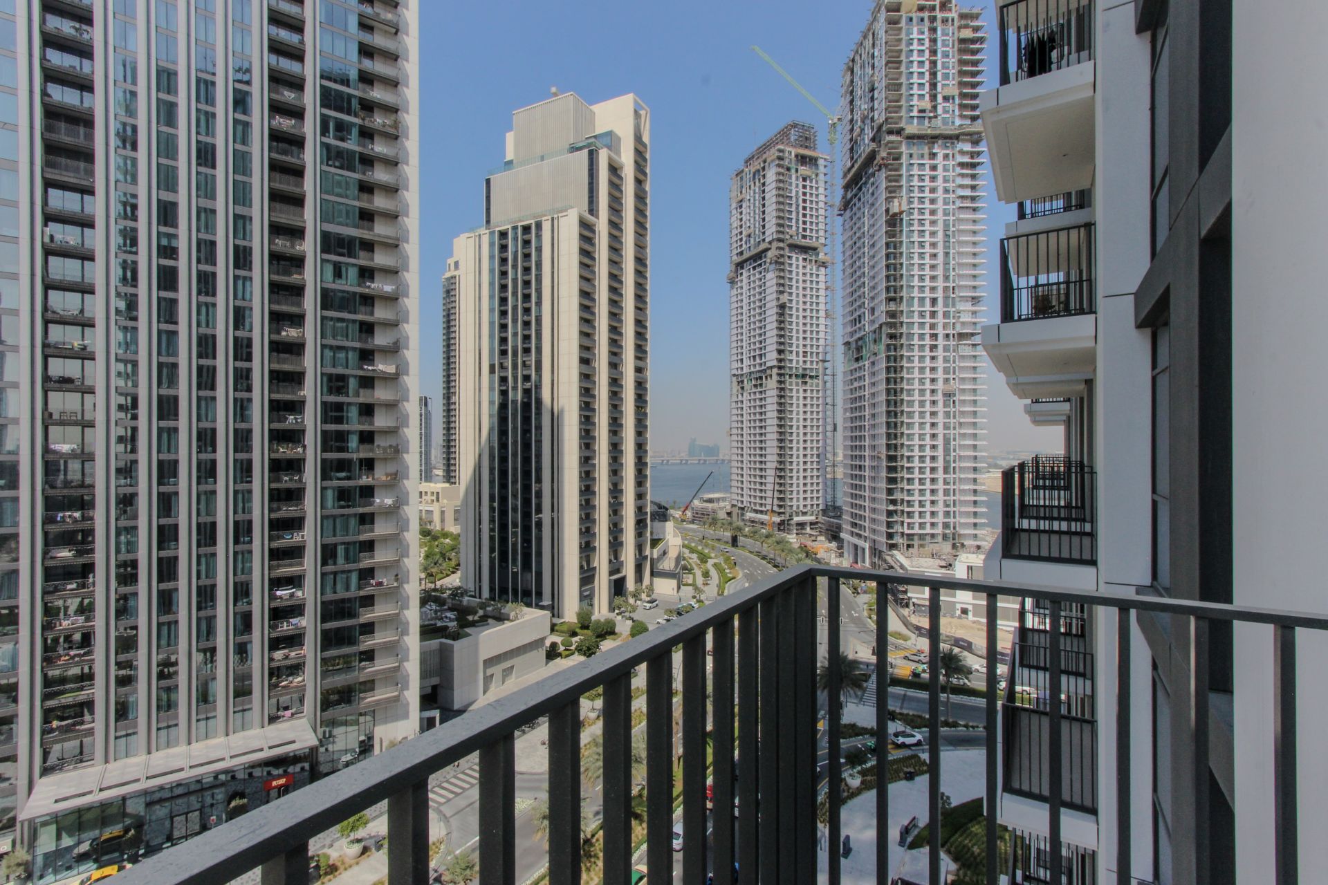 EXCLUSIVE UNIT | READY TO MOVE | COMMUNITY VIEW