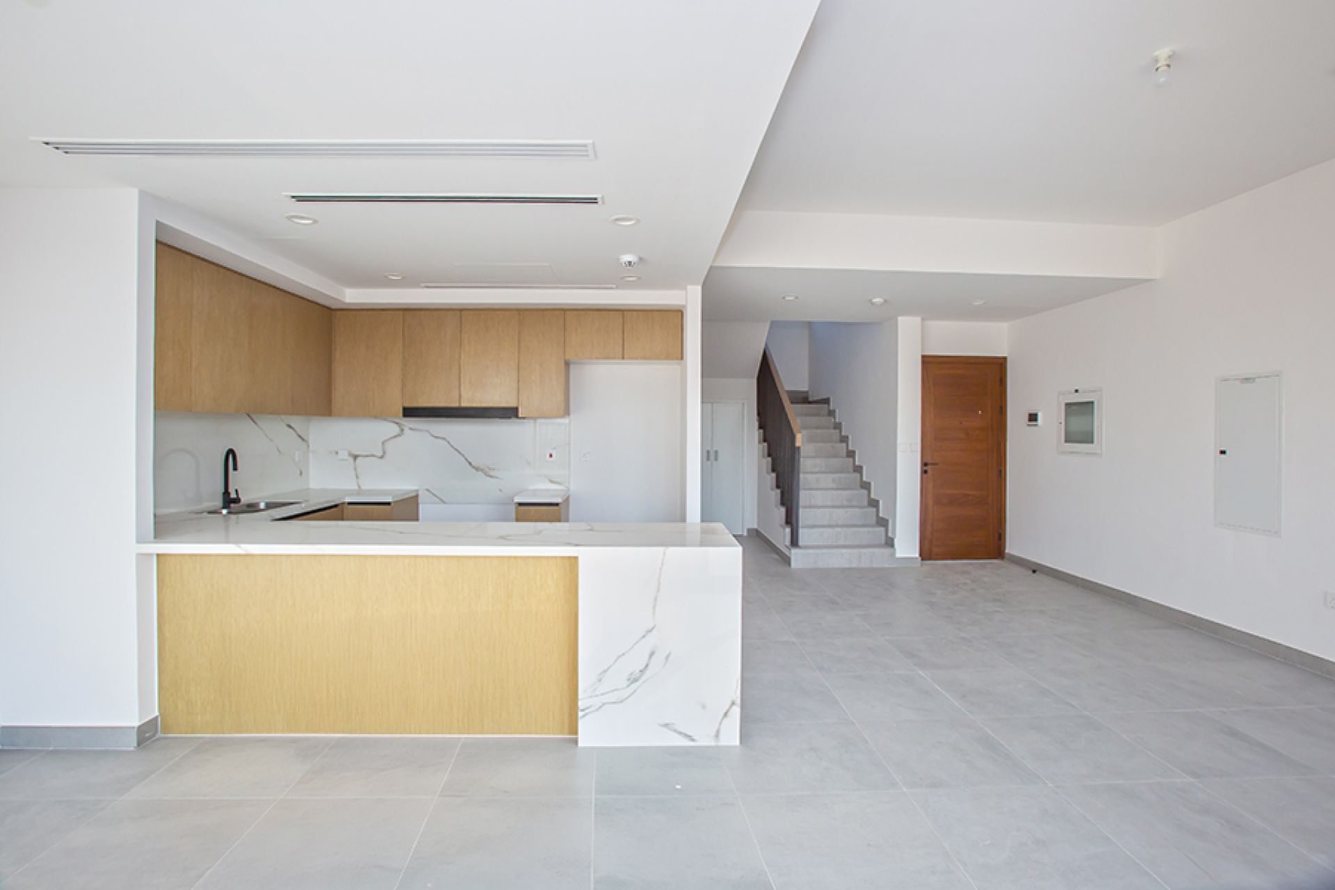 BRAND NEW | NEAR POOL AND PARK | SPACIOUS VILLA