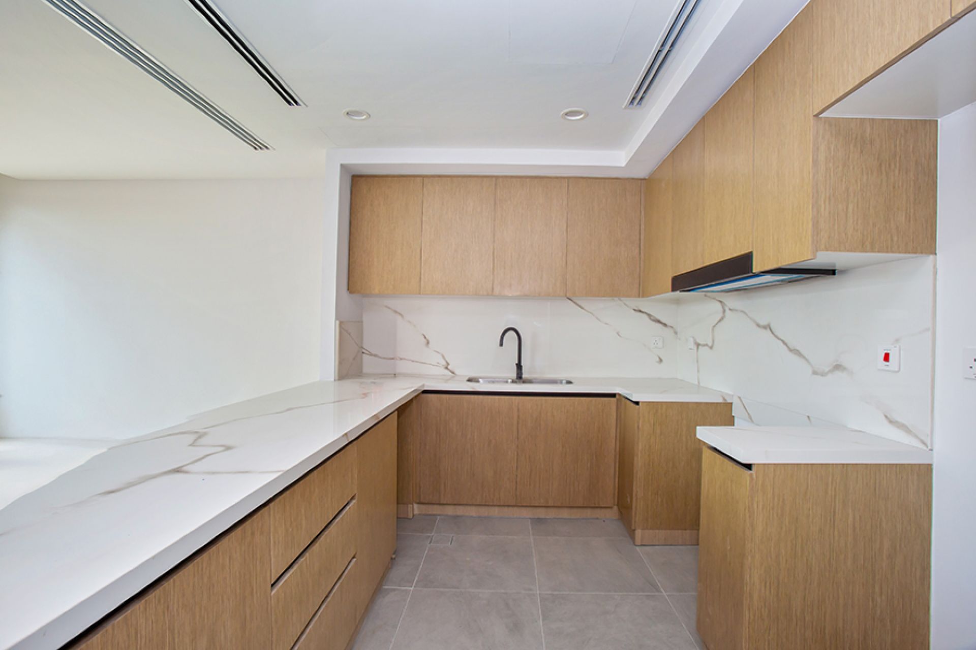 BRAND NEW | NEAR POOL AND PARK | SPACIOUS VILLA