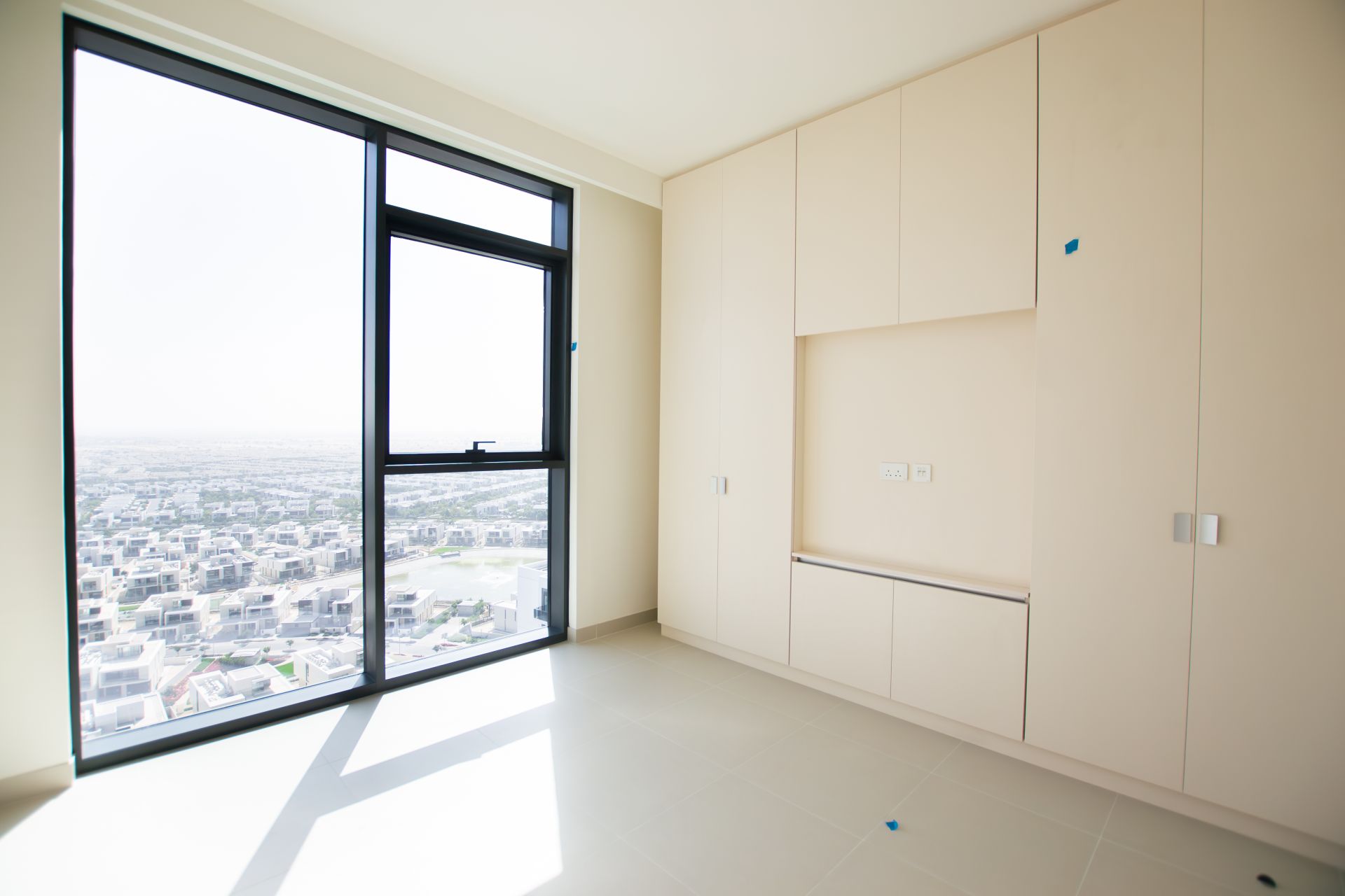 POOL AND GOLF VIEW | HIGH FLOOR | SPACIOUS LAYOUT