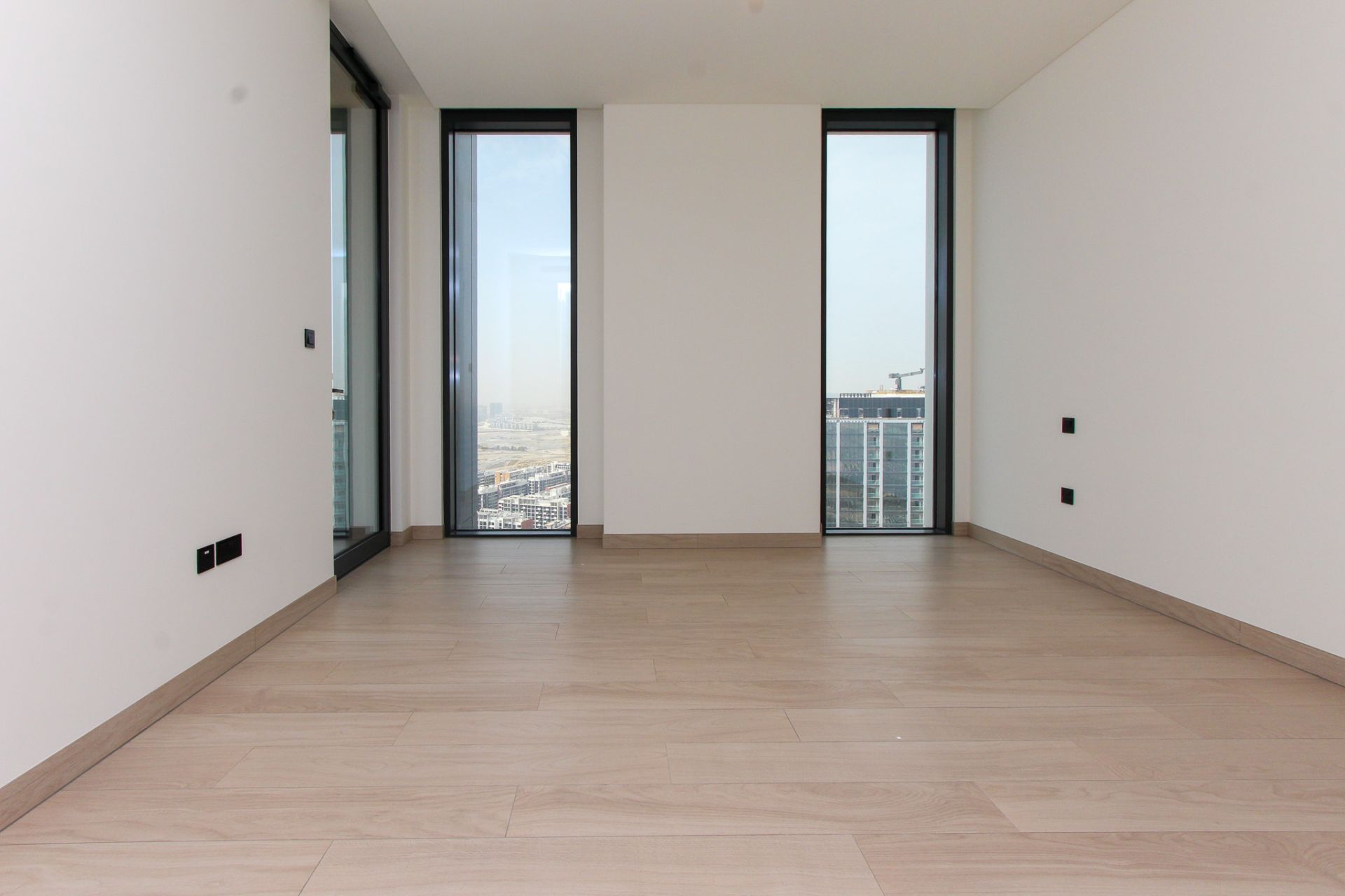 Full Lagoon and Downtown View | High Floor