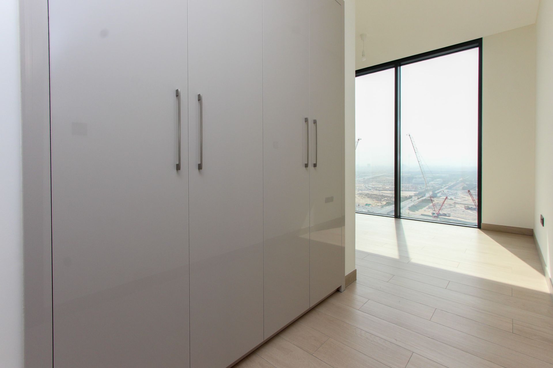 Full Lagoon and Downtown View | High Floor