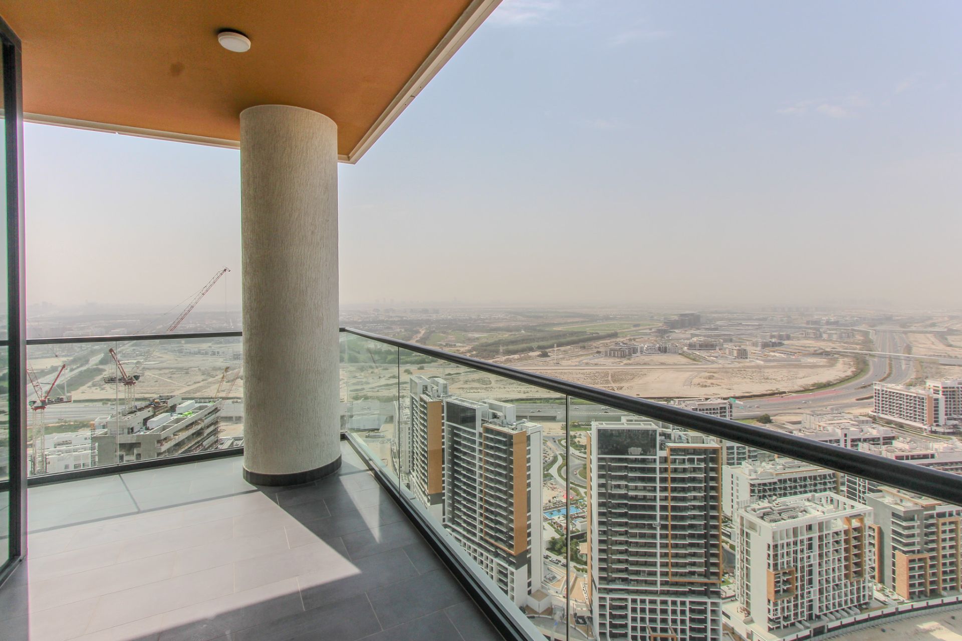 Full Lagoon and Downtown View | High Floor