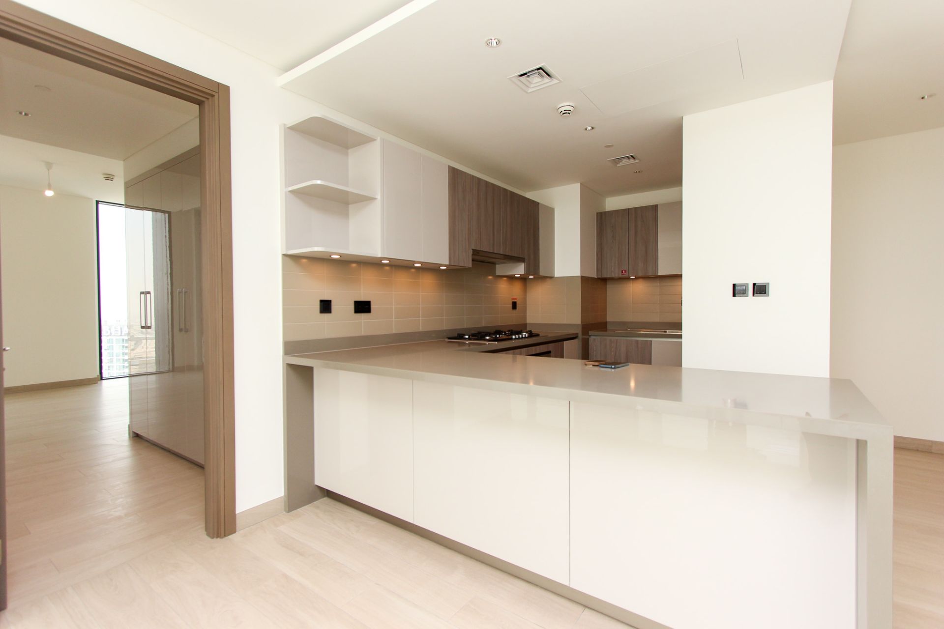 Full Lagoon and Downtown View | High Floor